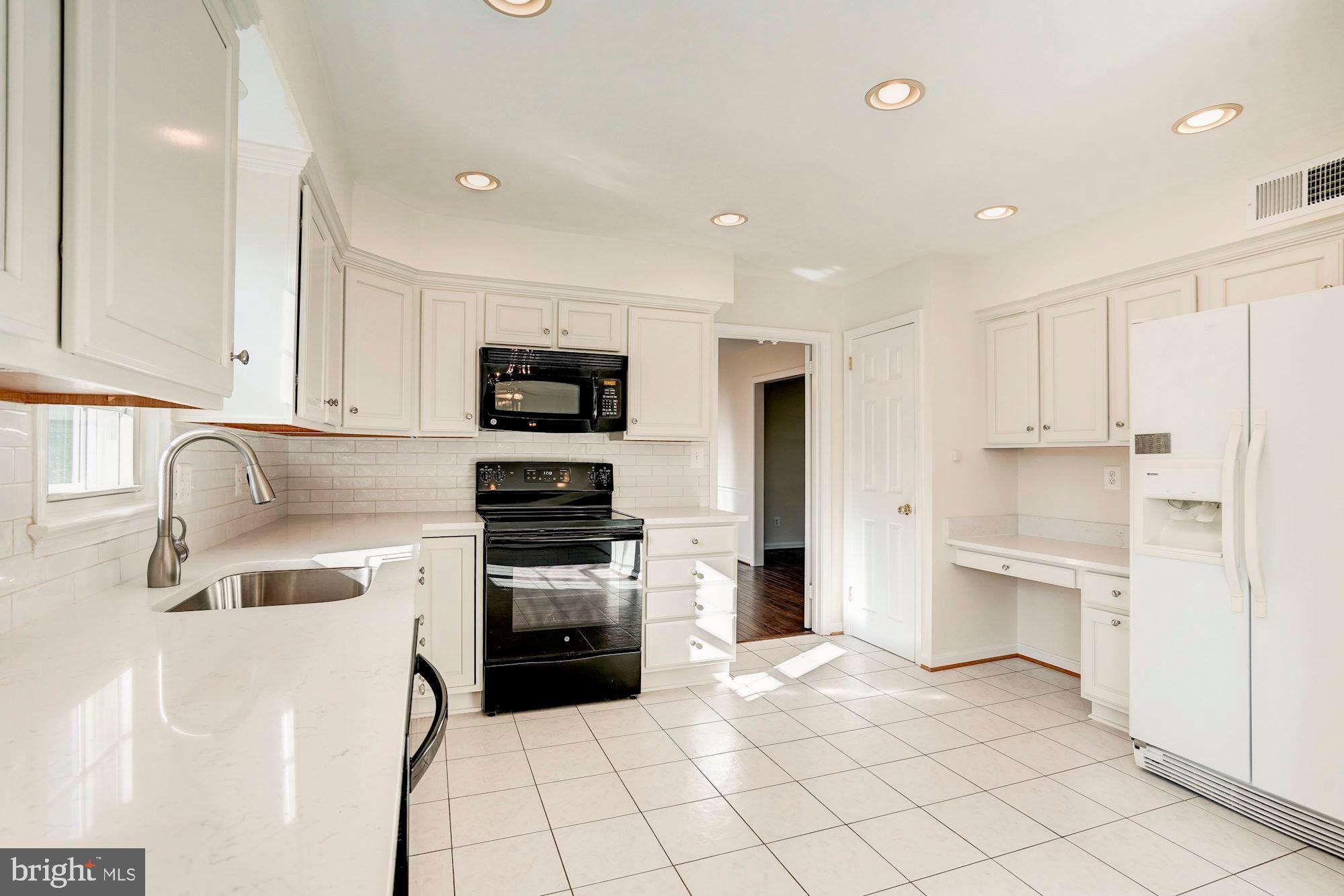 MC LEAN HUNT - Residential