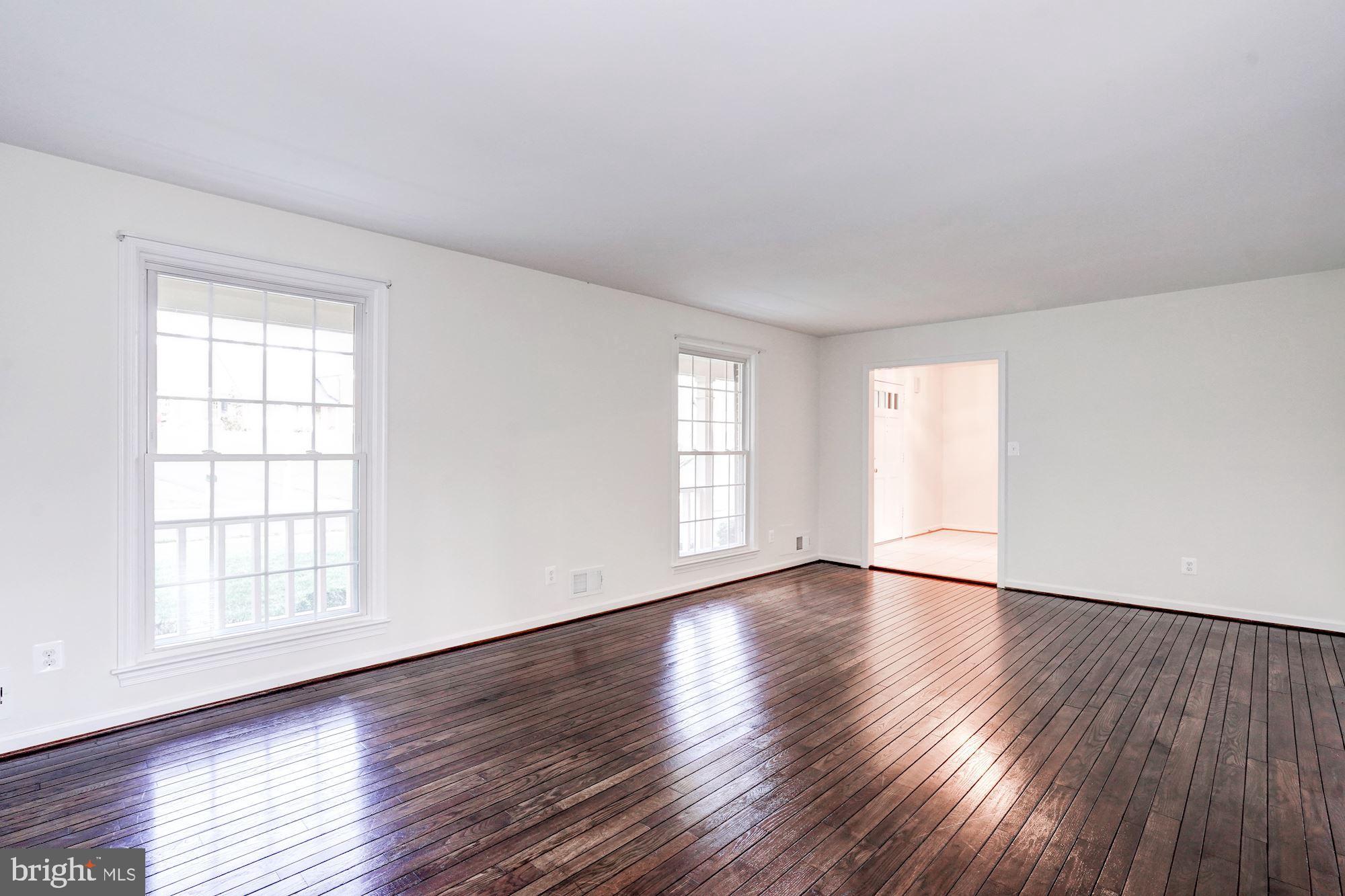 MC LEAN HUNT - Residential