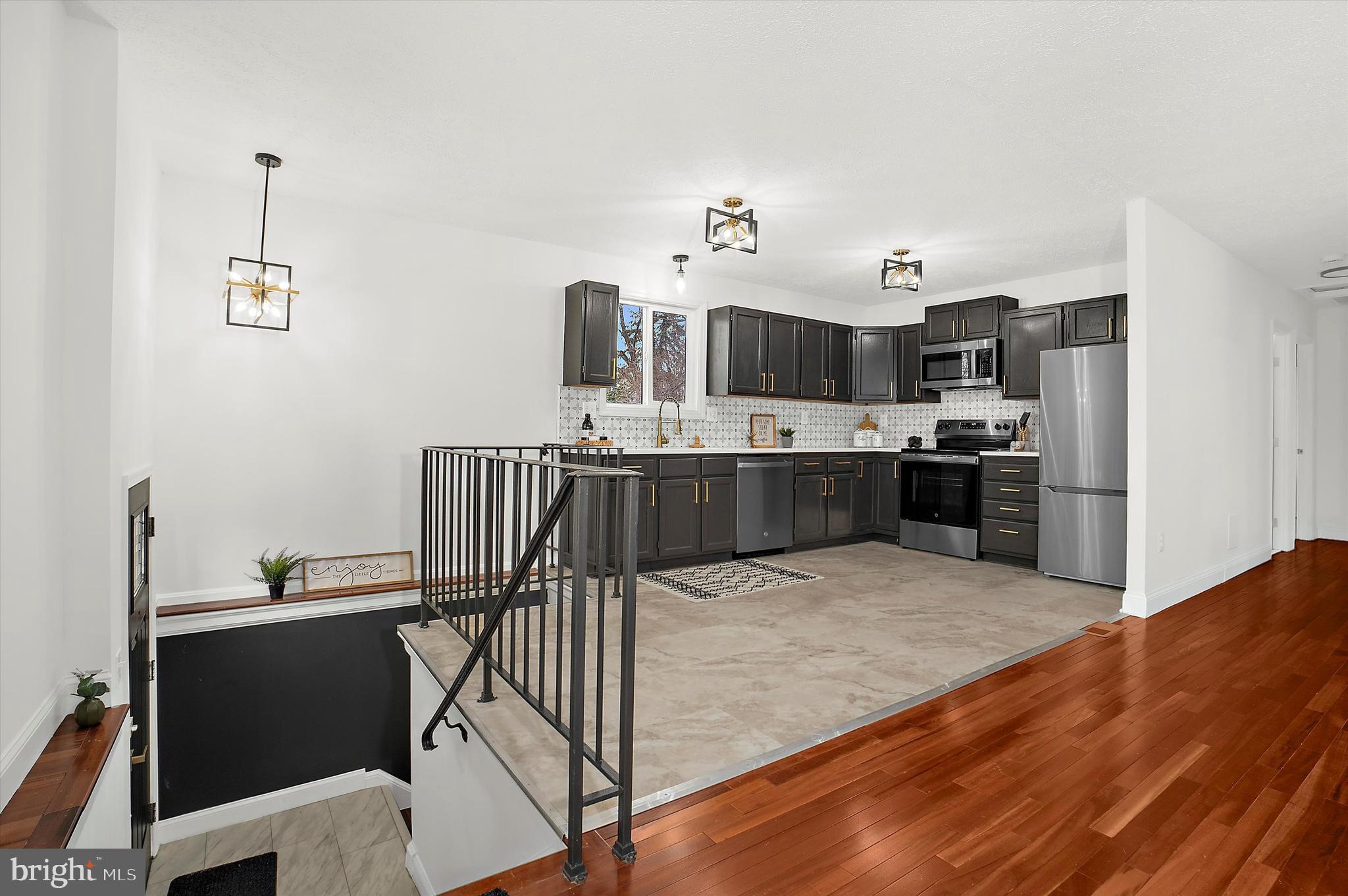 CAPITOL HEIGHTS - Residential