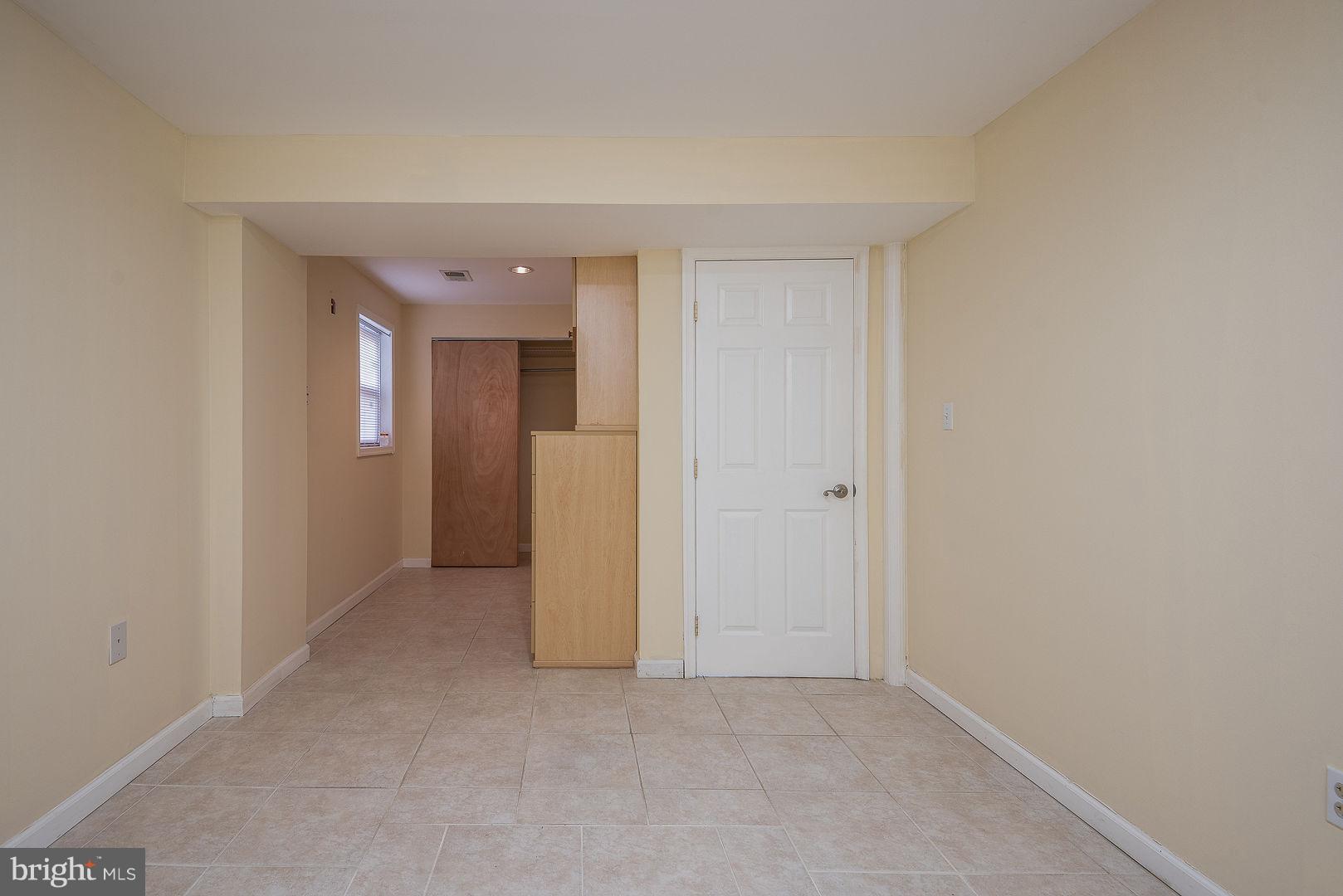 BROAD RUN FARMS - Residential