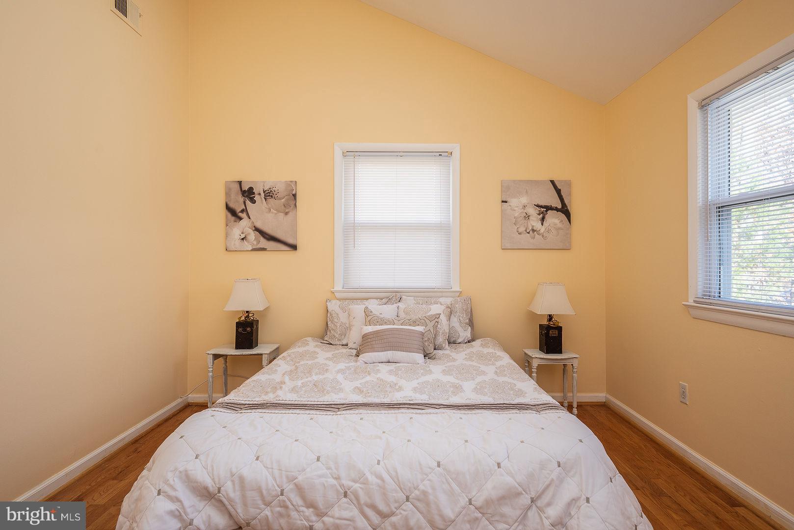 BROAD RUN FARMS - Residential