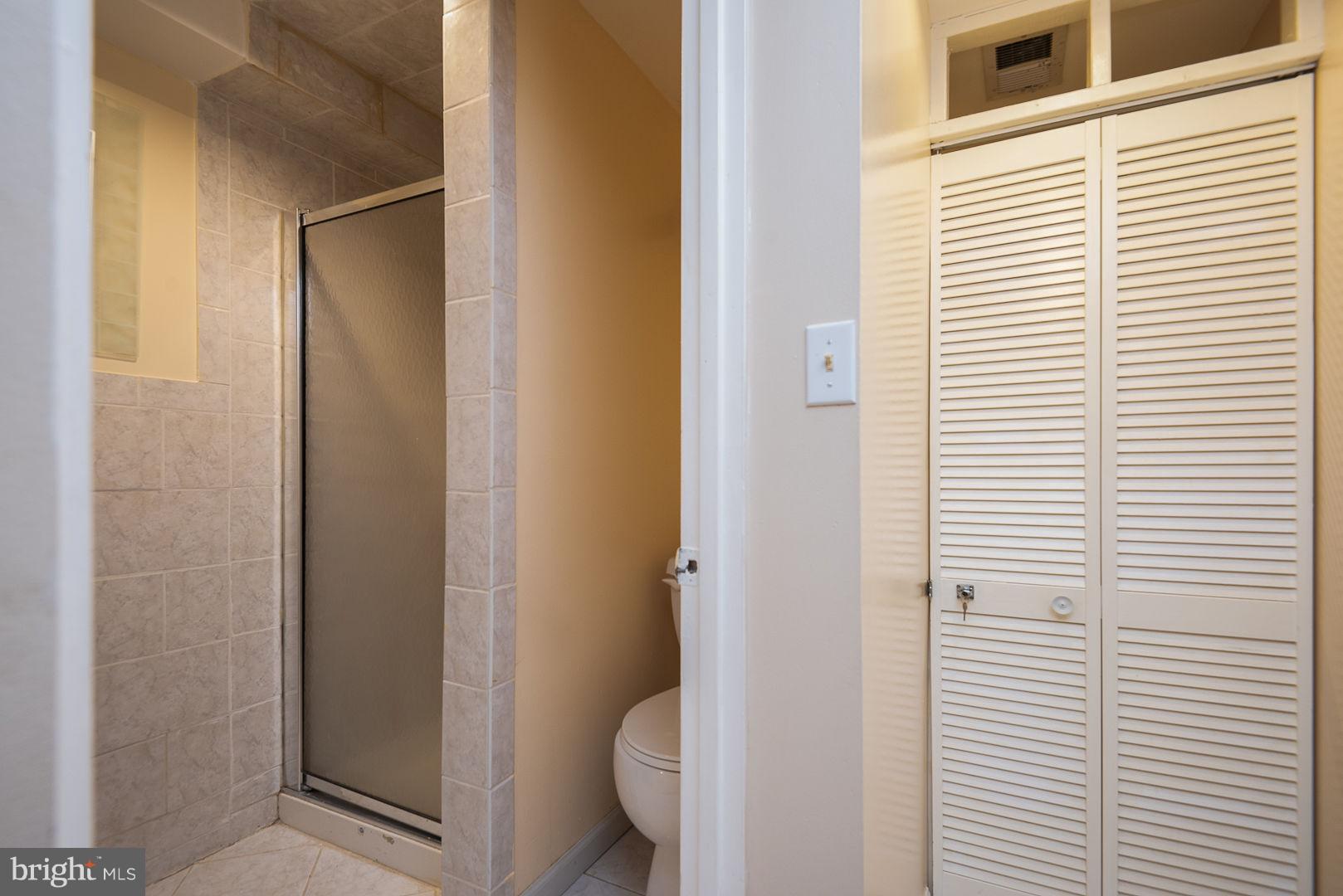 BROAD RUN FARMS - Residential