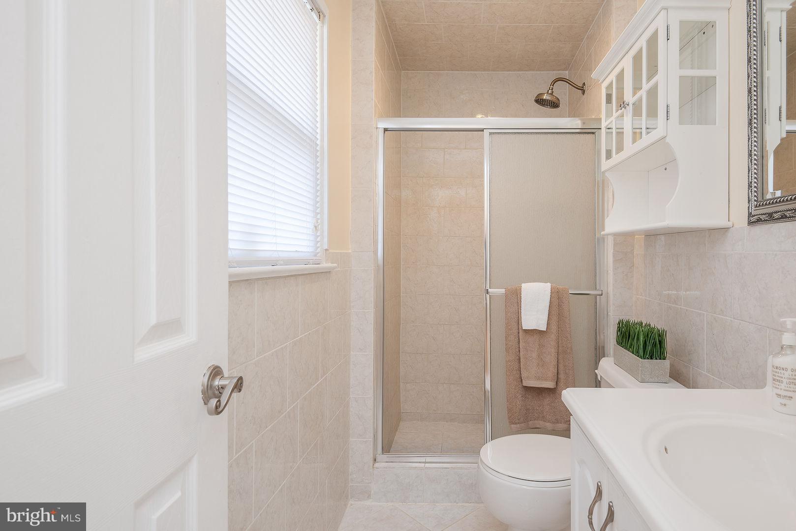 BROAD RUN FARMS - Residential