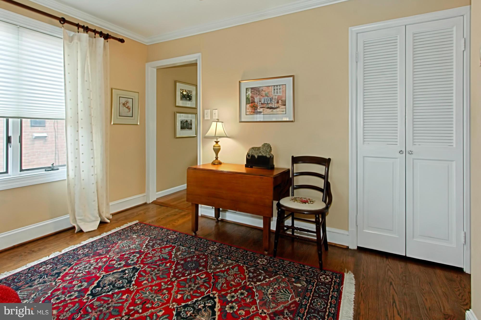 ROSEMONT - Residential