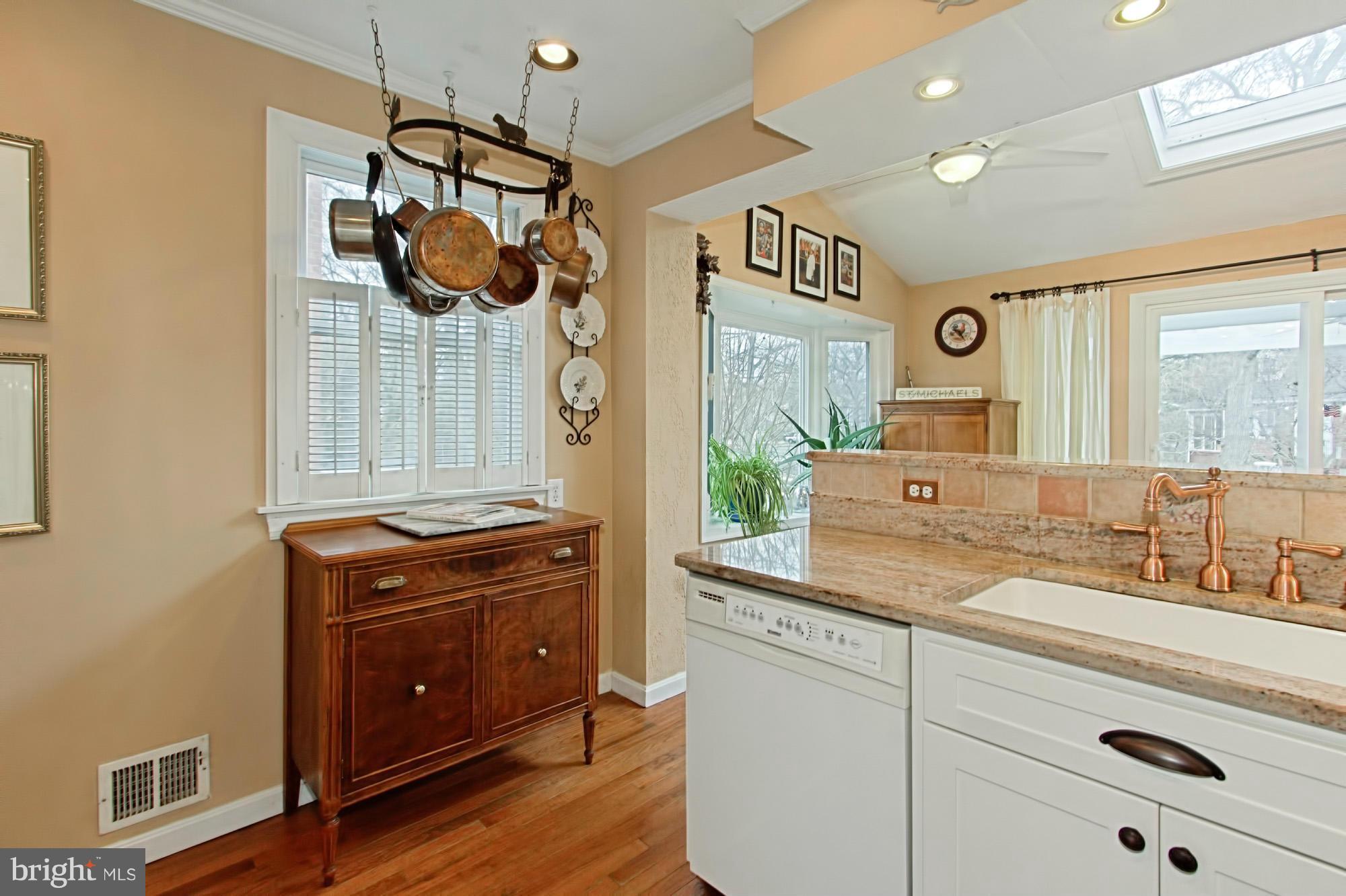 ROSEMONT - Residential