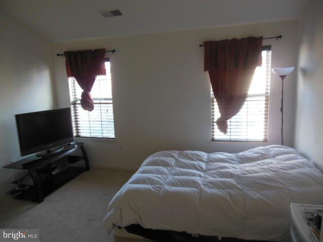 GUNSTON CORNER - Residential Lease