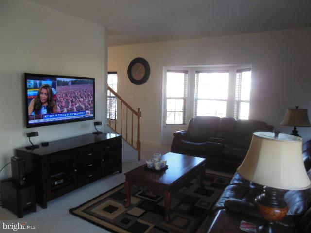 GUNSTON CORNER - Residential Lease