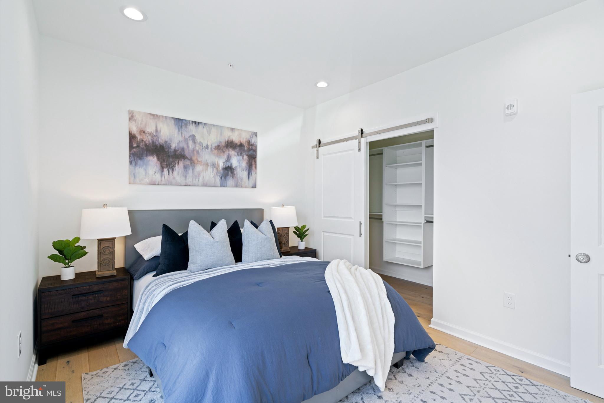 SOUTH KENSINGTON - Residential