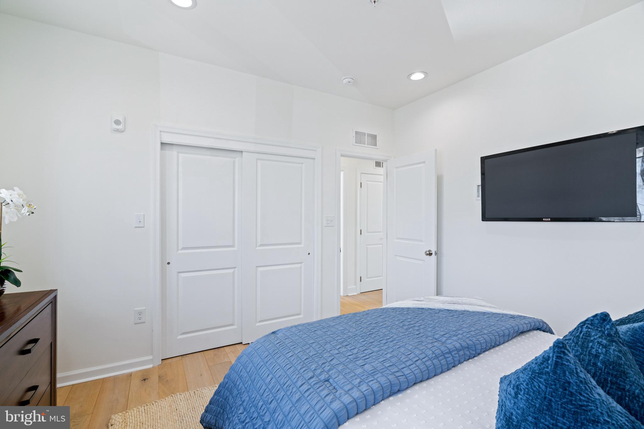 SOUTH KENSINGTON - Residential