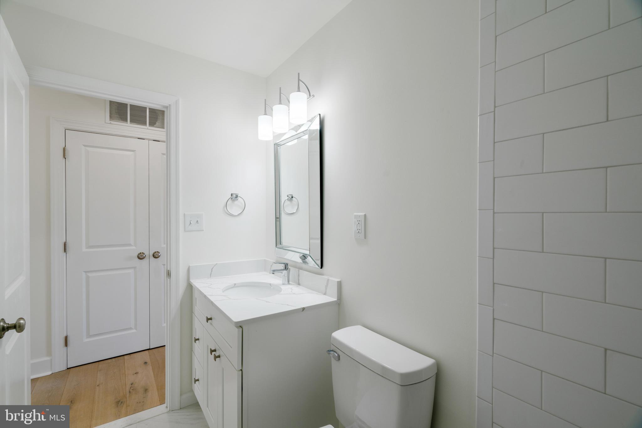 SOUTH KENSINGTON - Residential