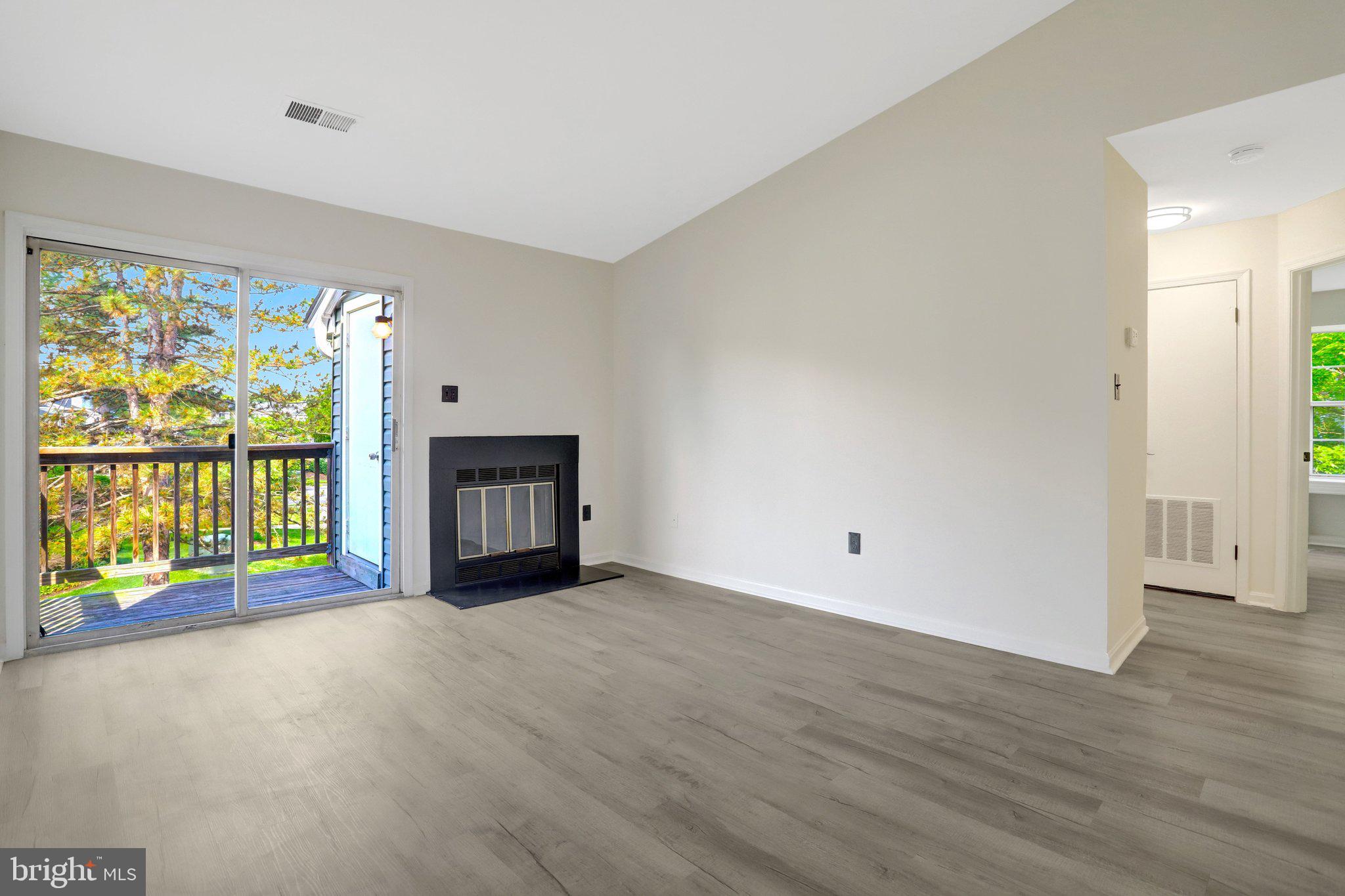8627 BEEKMAN PLACE C 27C