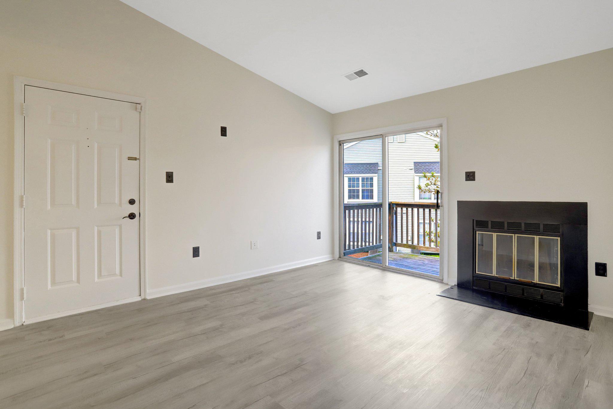 8627 BEEKMAN PLACE C 27C