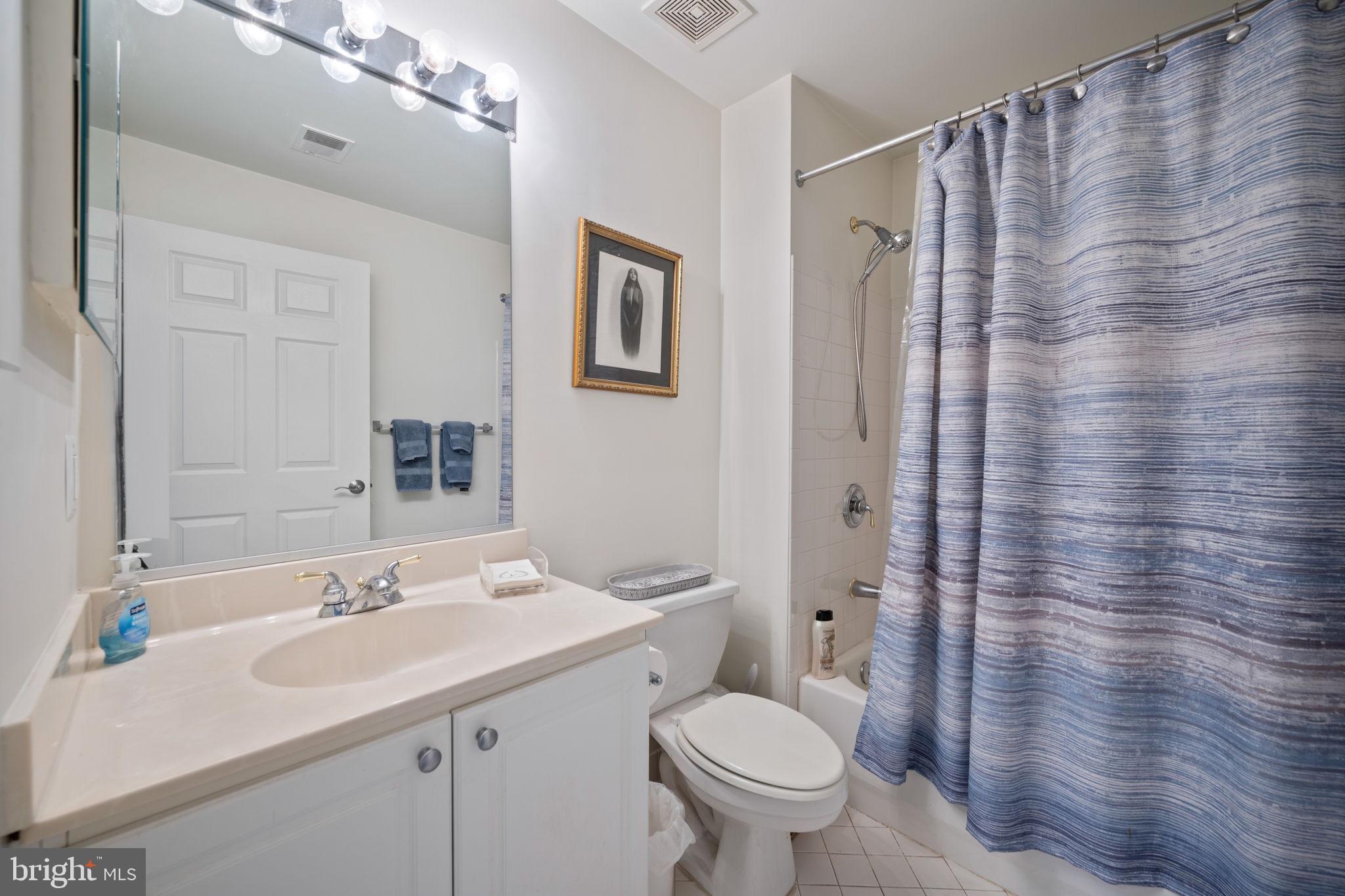 GREY ROCK FLATS - Residential