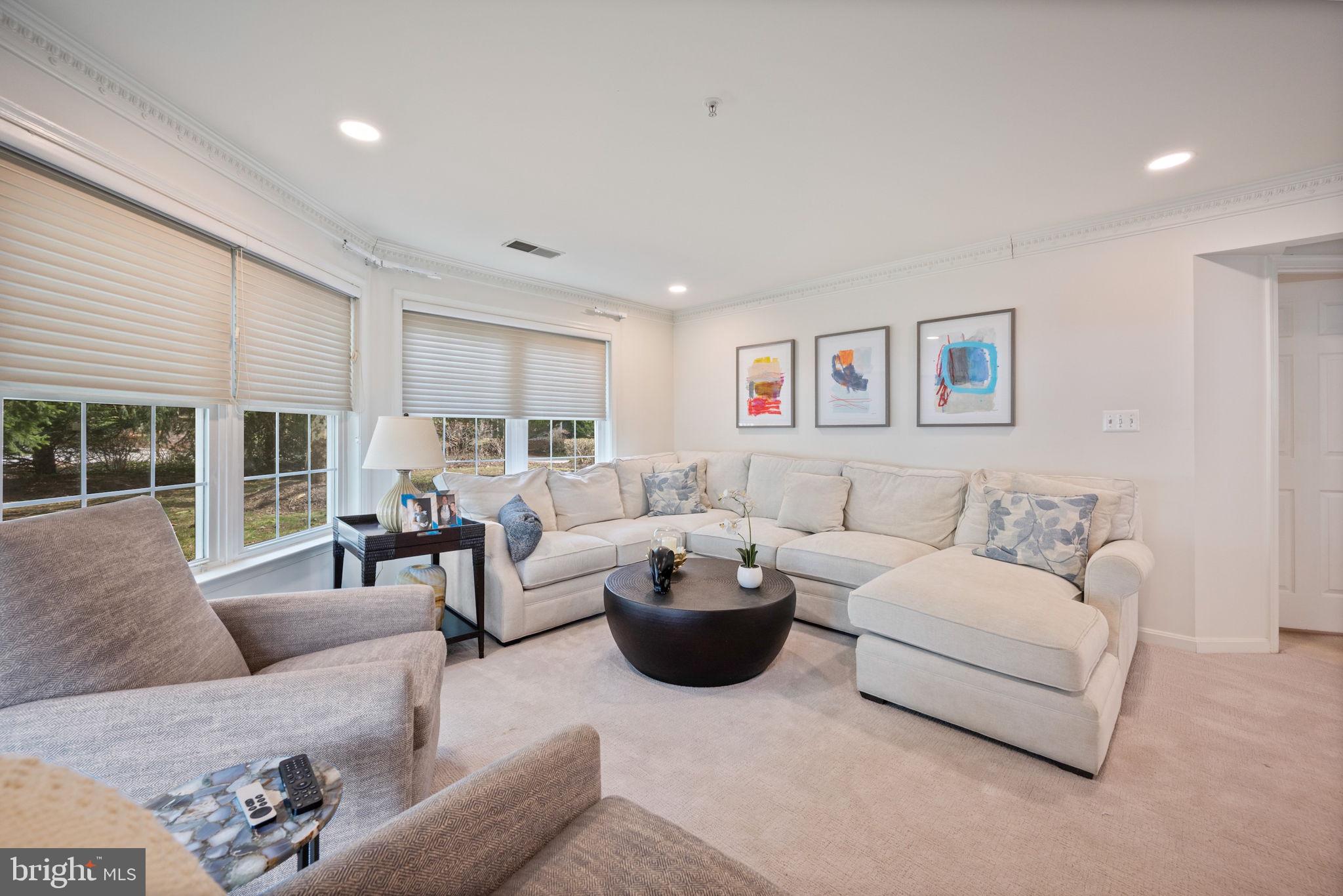 GREY ROCK FLATS - Residential