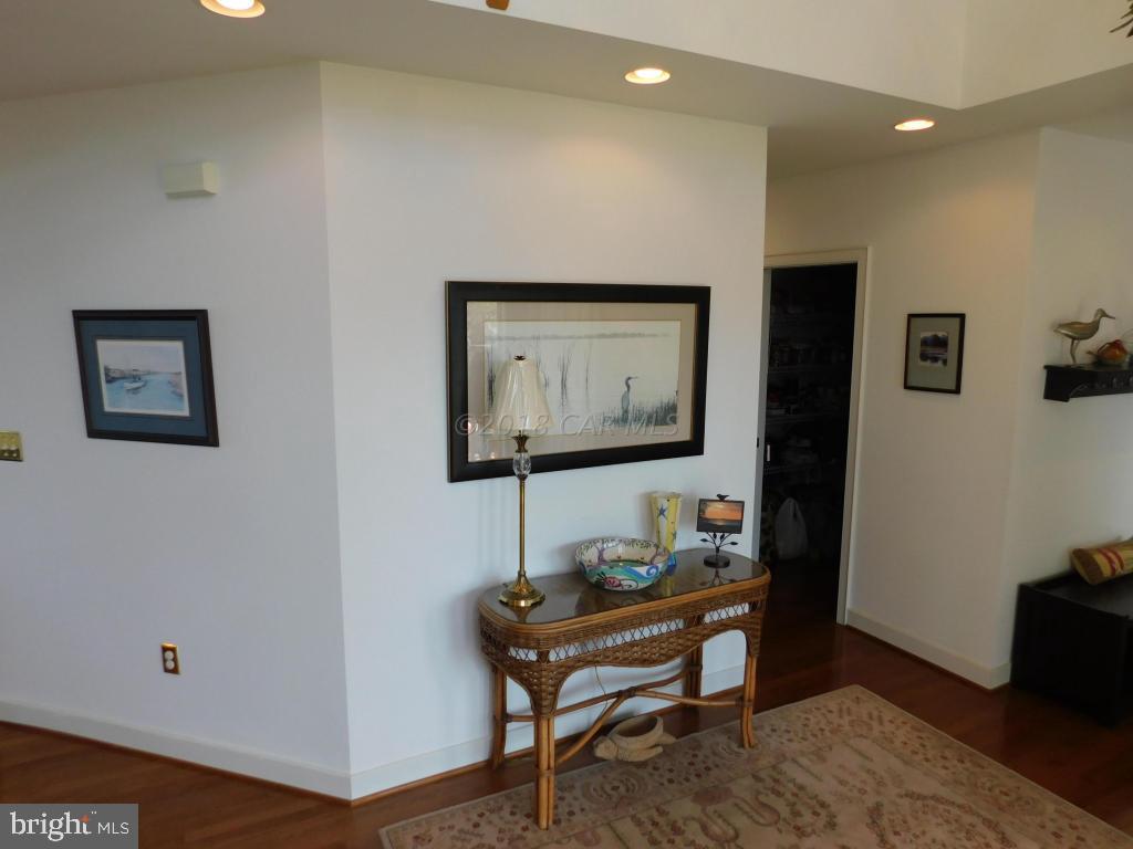 HAMMOCK POINTE - Residential