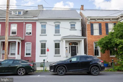212 Burke St W Unit 100, Martinsburg, WV MLS: WVBE2040266