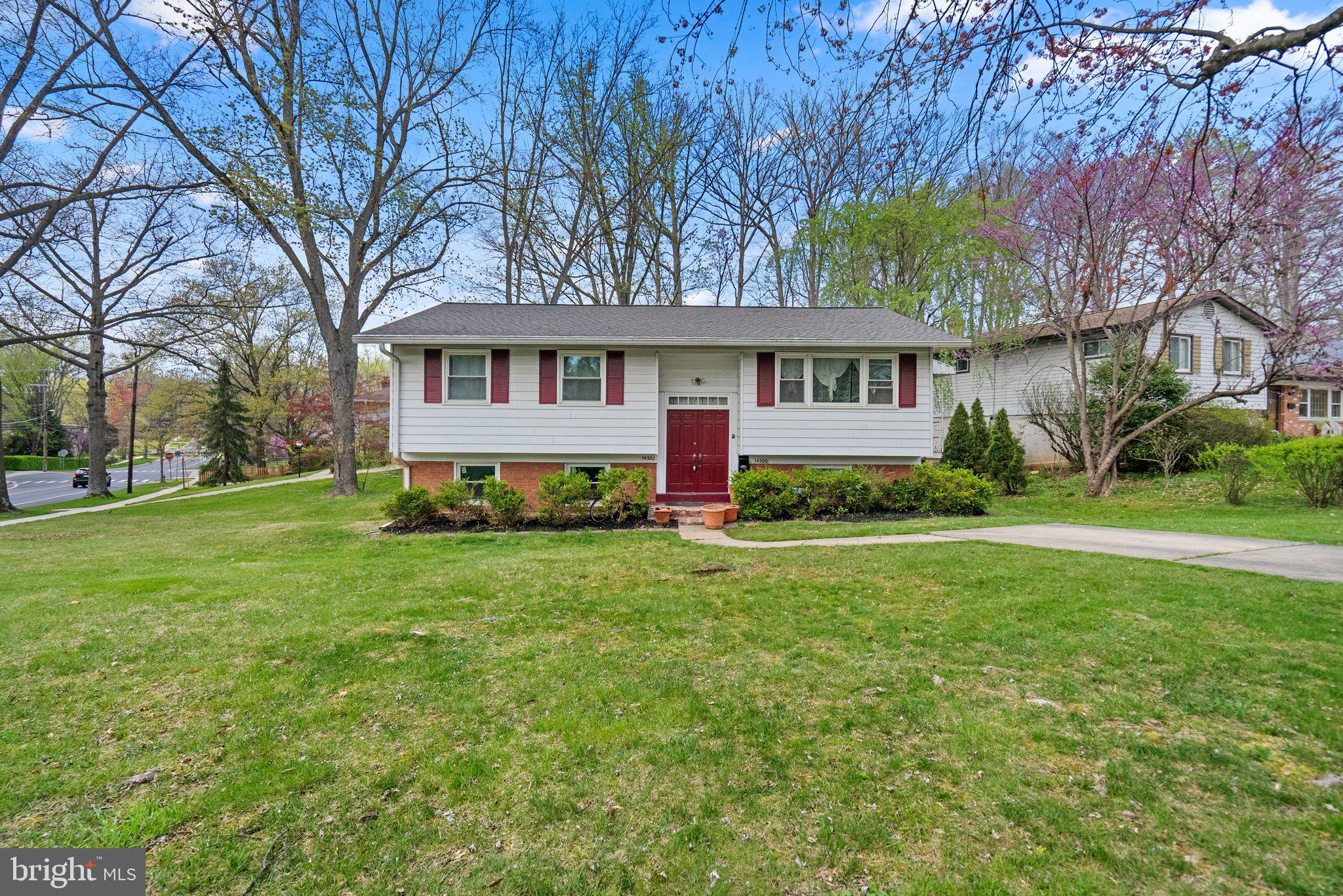 BEL PRE WOODS - Residential