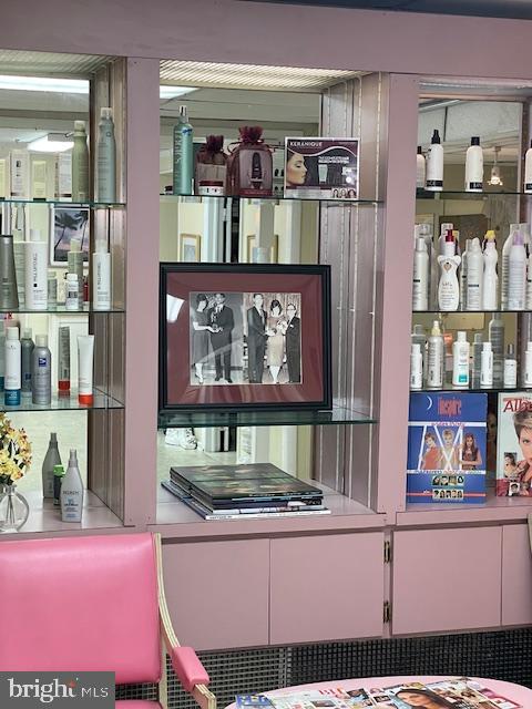 GROSVENOR PARK - Commercial Sale