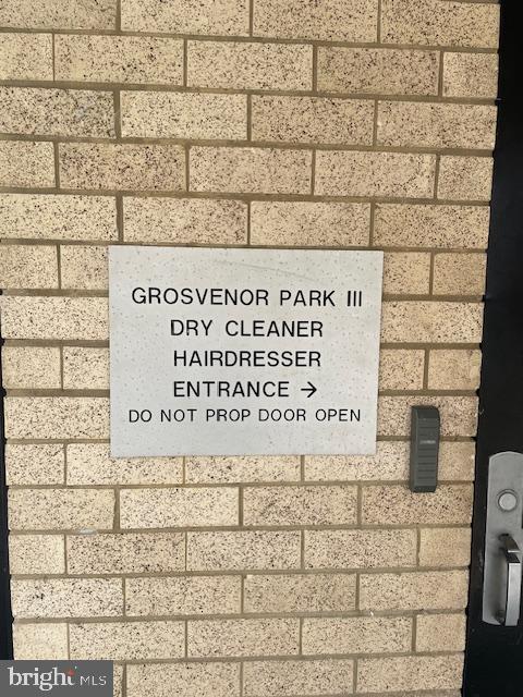 GROSVENOR PARK - Commercial Sale