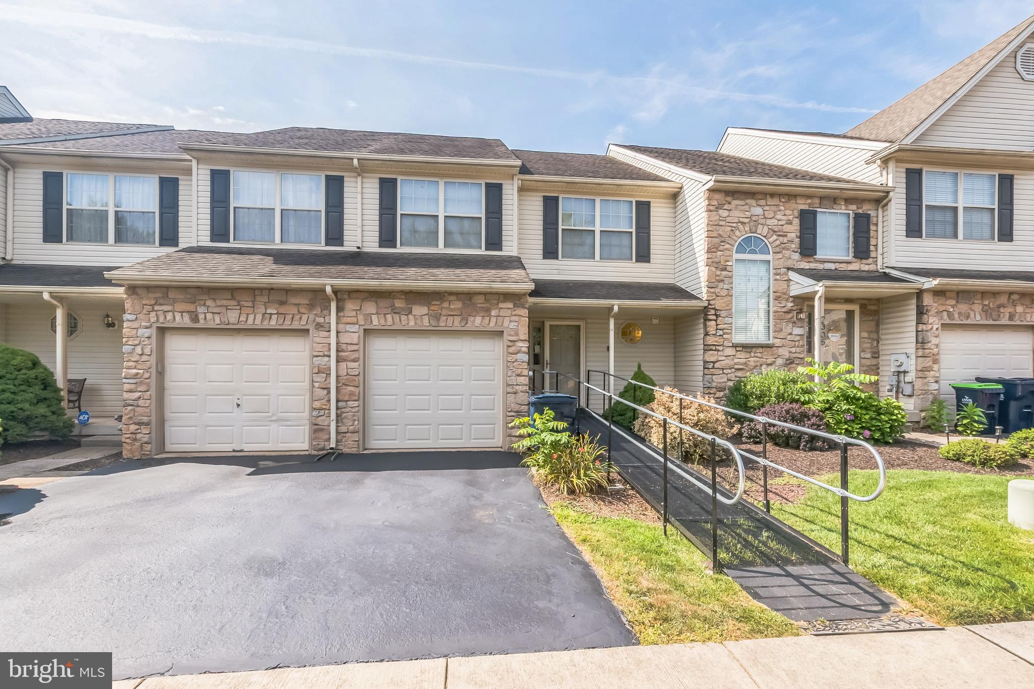 Come see this meticulously well maintained townhome located in Waterford Greene community. The first floor has a generously sized living room, dining area, and kitchen with sliding doors and access to rear yard. As well as a main floor laundry room, half bath and garage access. Upstairs are three spacious bedrooms with ample closet space, a hall bathroom and a primary bedroom not to be missed. The primary bedroom has a walk in closet, en-suite with duel vanities, a shower and deep soaking tub. Perfect for unwinding after along day. The unfinished basement offers plenty of space for additional storage or could be finished out for additional living space. Located close to the clubhouse, golf course, and plenty of shopping.