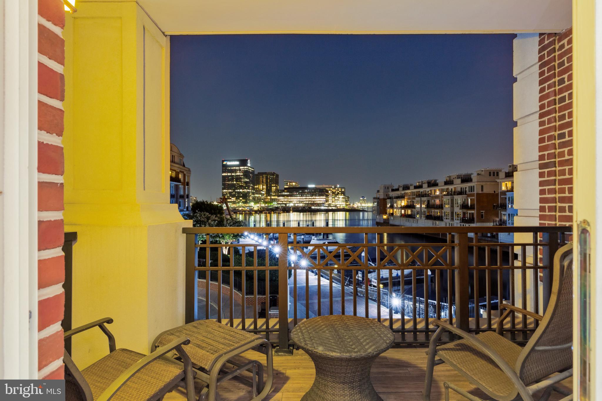 THE RITZ-CARLTON RESIDENCES - Residential