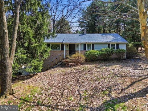 Homes For Sale - 15 Catalina Drive<br/> MOUNT WOLF, PA 17347