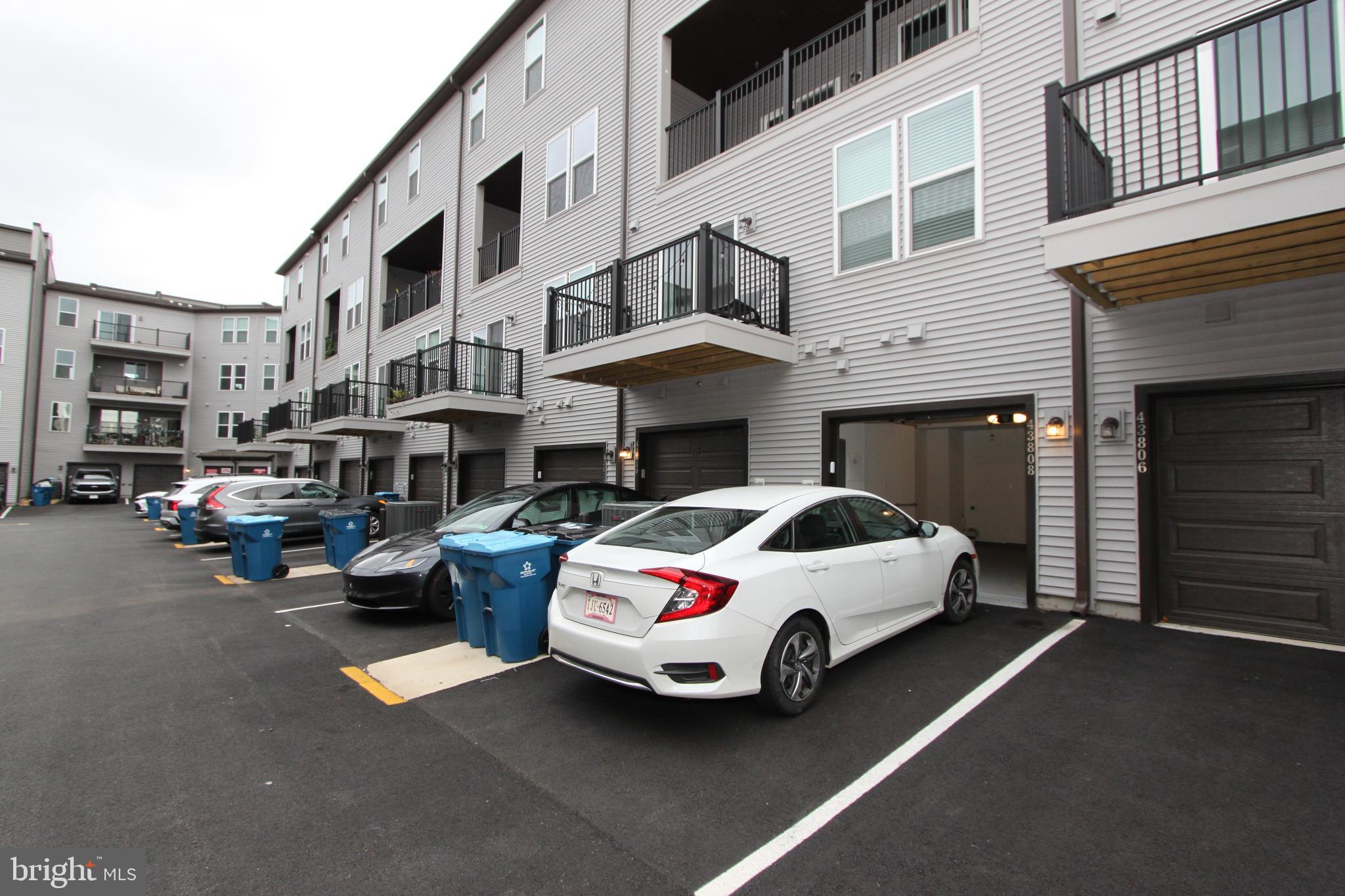 ASHBURN STATION - Residential Lease