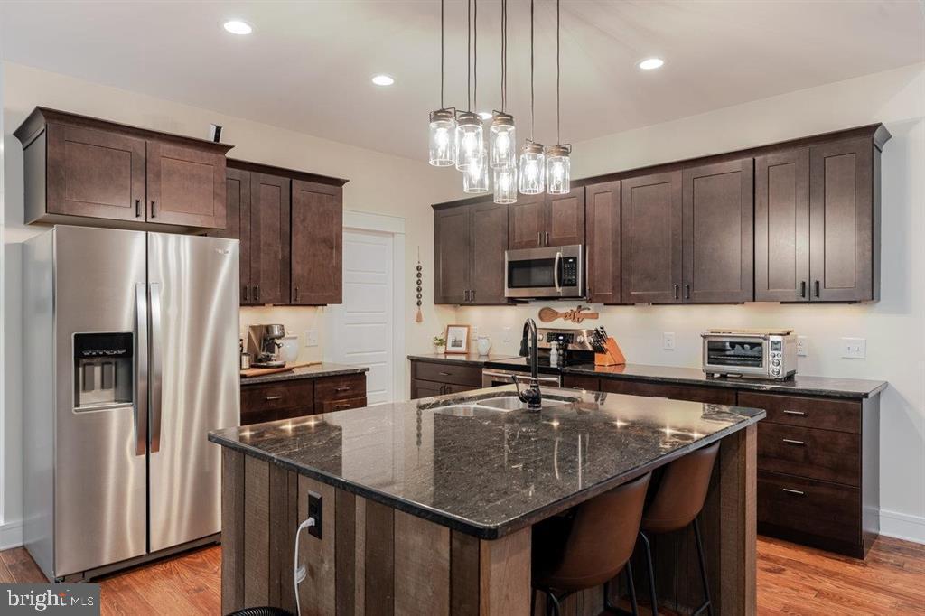 5633 NATASHA COURT