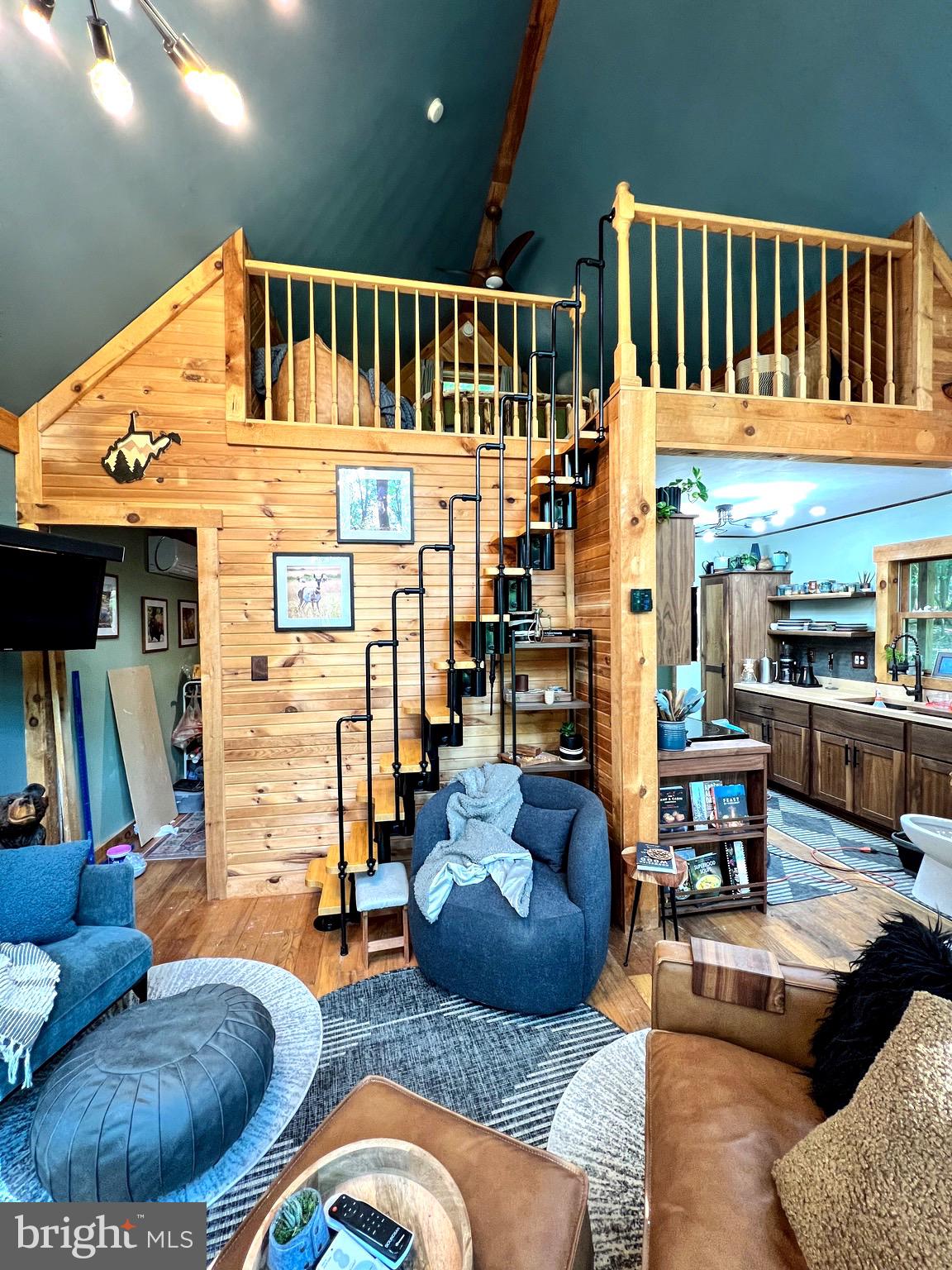 EAGLE MOUNTAIN - Residential