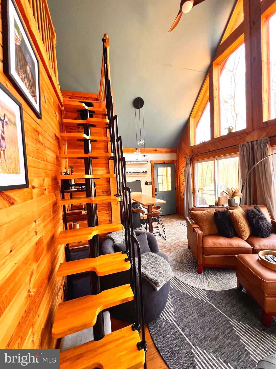 EAGLE MOUNTAIN - Residential