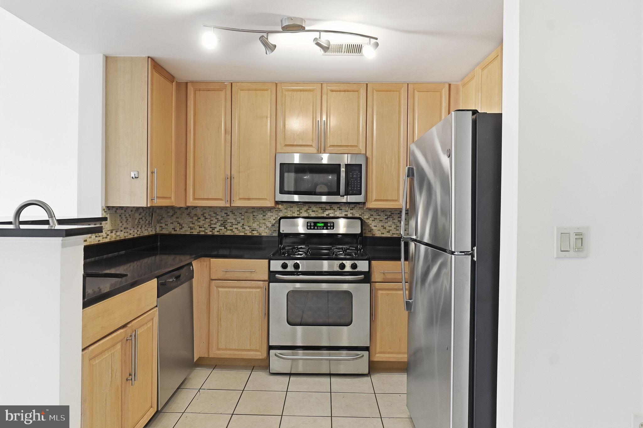 1201 E WEST HIGHWAY 403