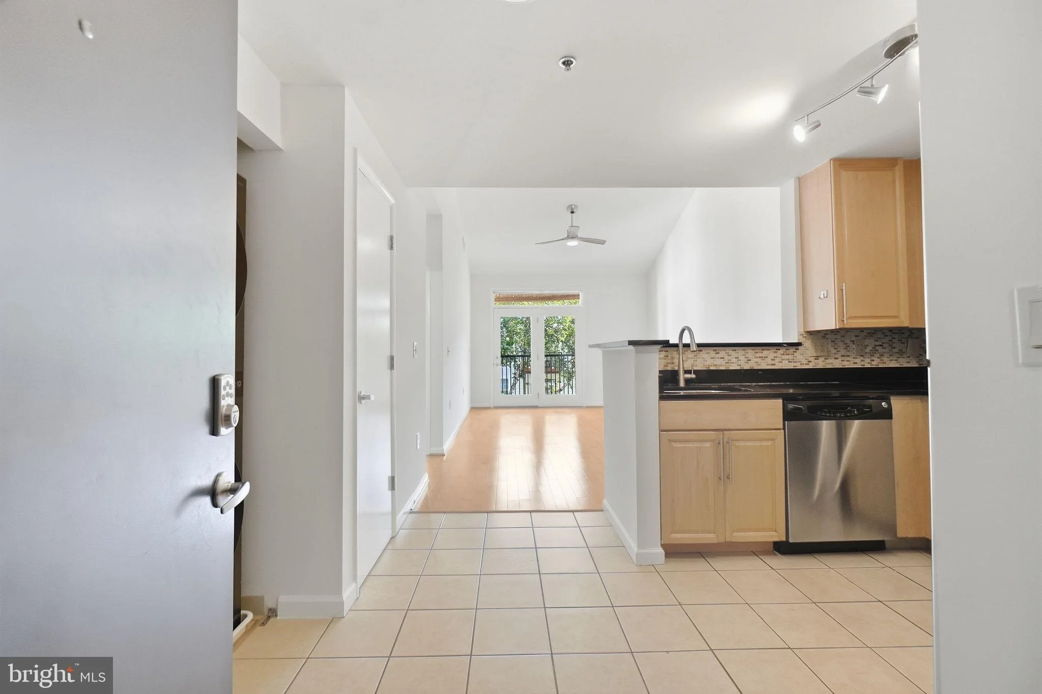 1201 E West Highway Unit 403, Silver Spring, MD 20910