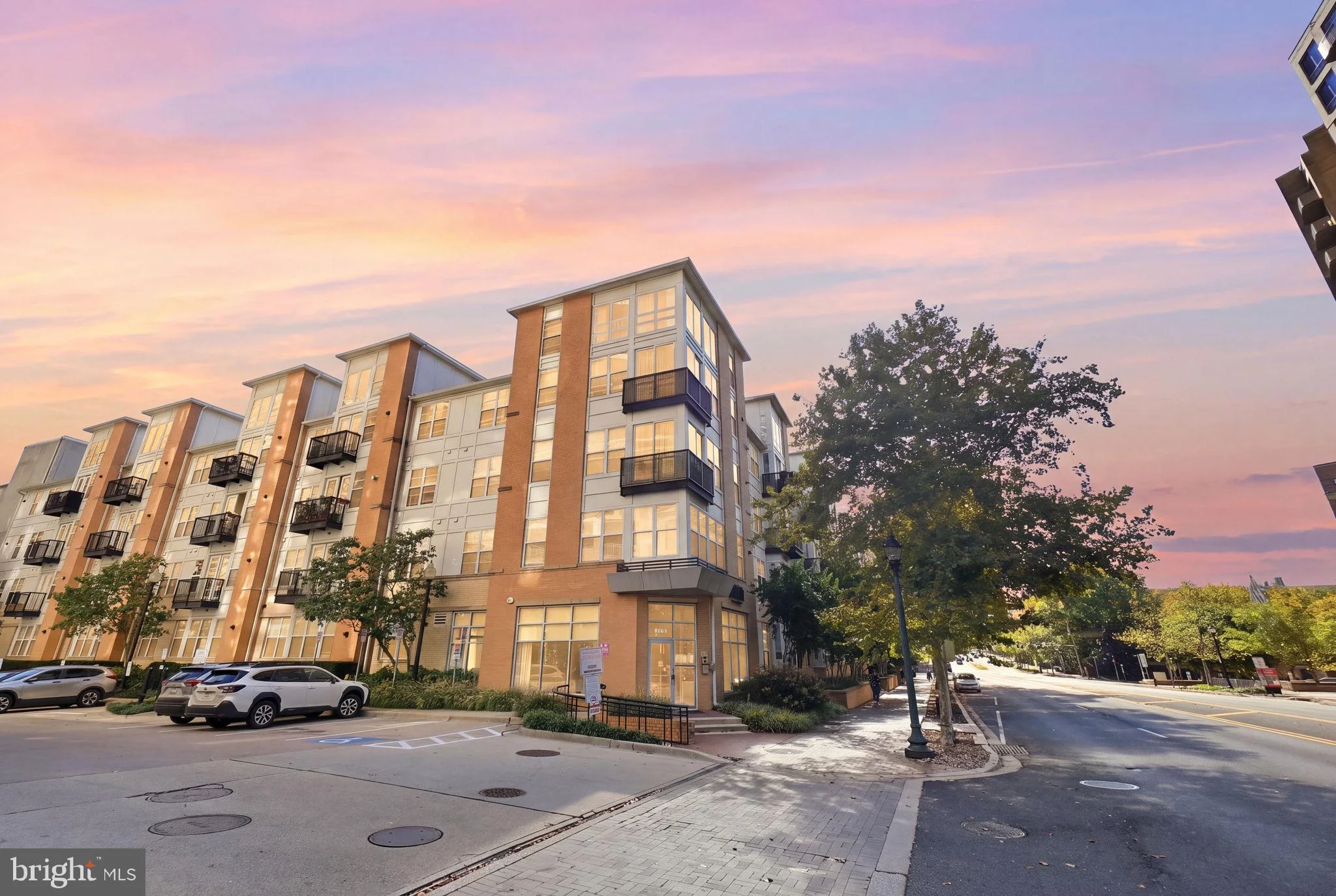 1201 E West Highway Unit 403, Silver Spring, MD 20910 photo 2
