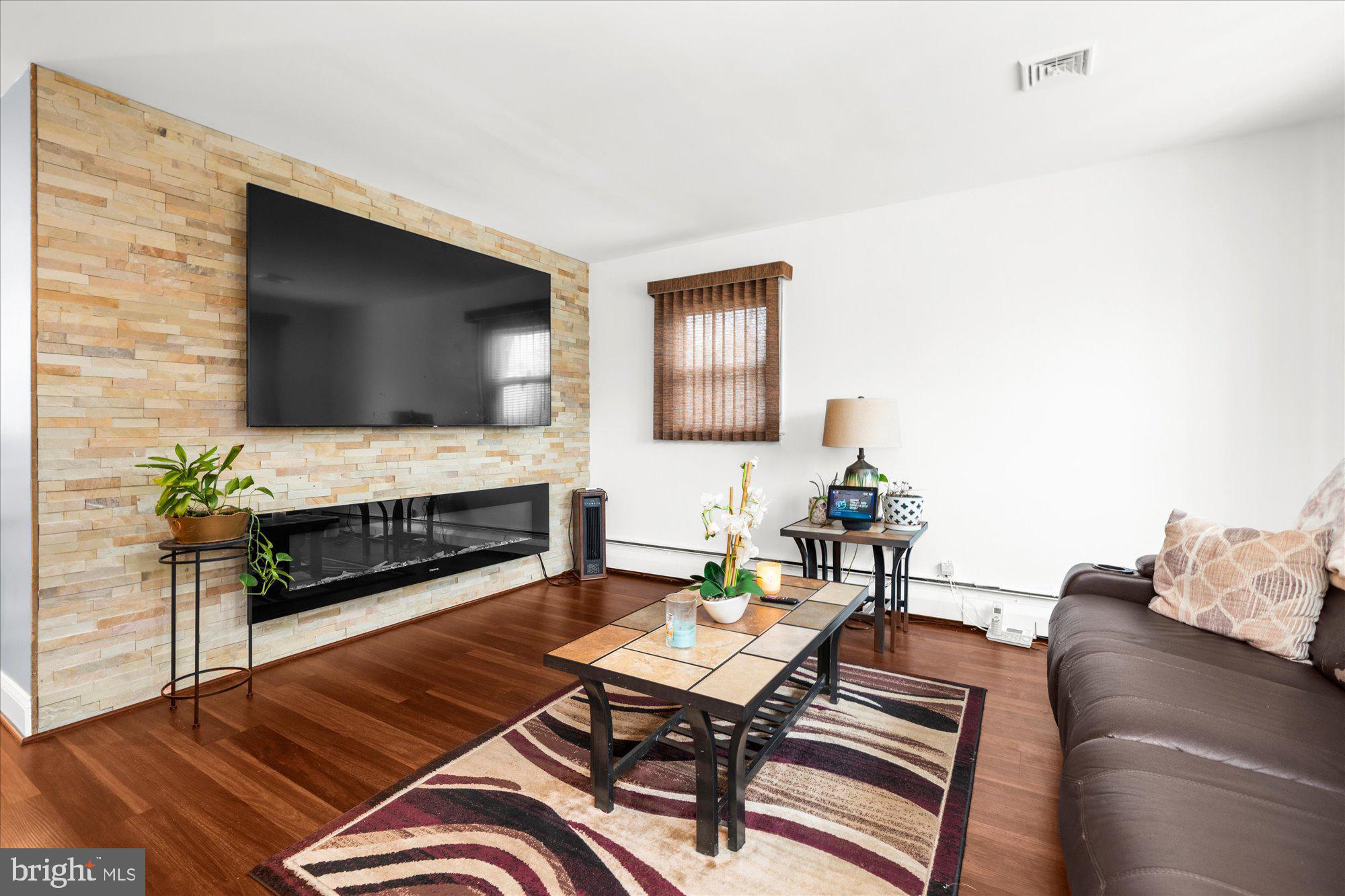 ABINGTON - Residential