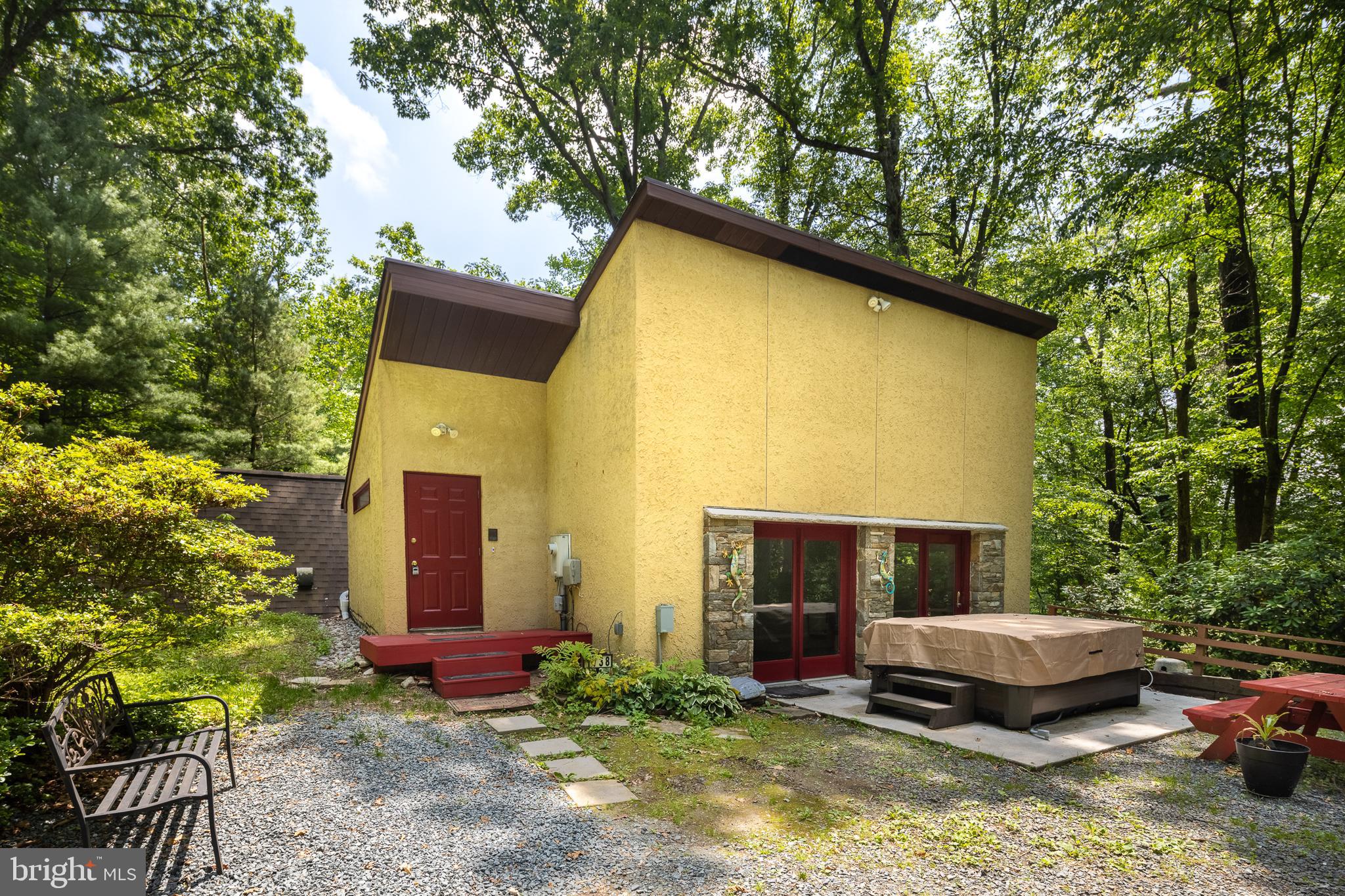 WALES OF HARFORD - Residential
