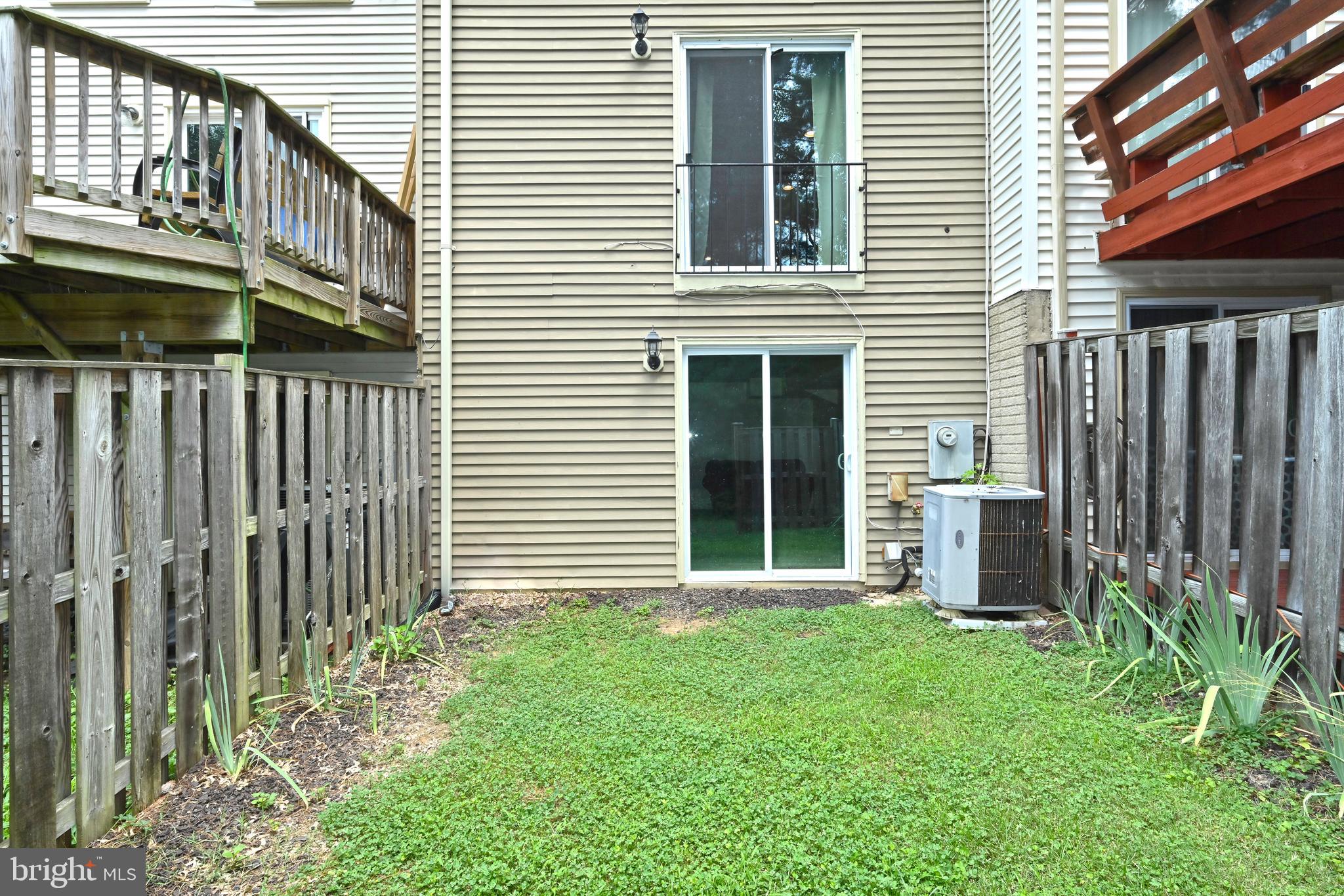 SPRINGFIELD OAKS - Residential Lease