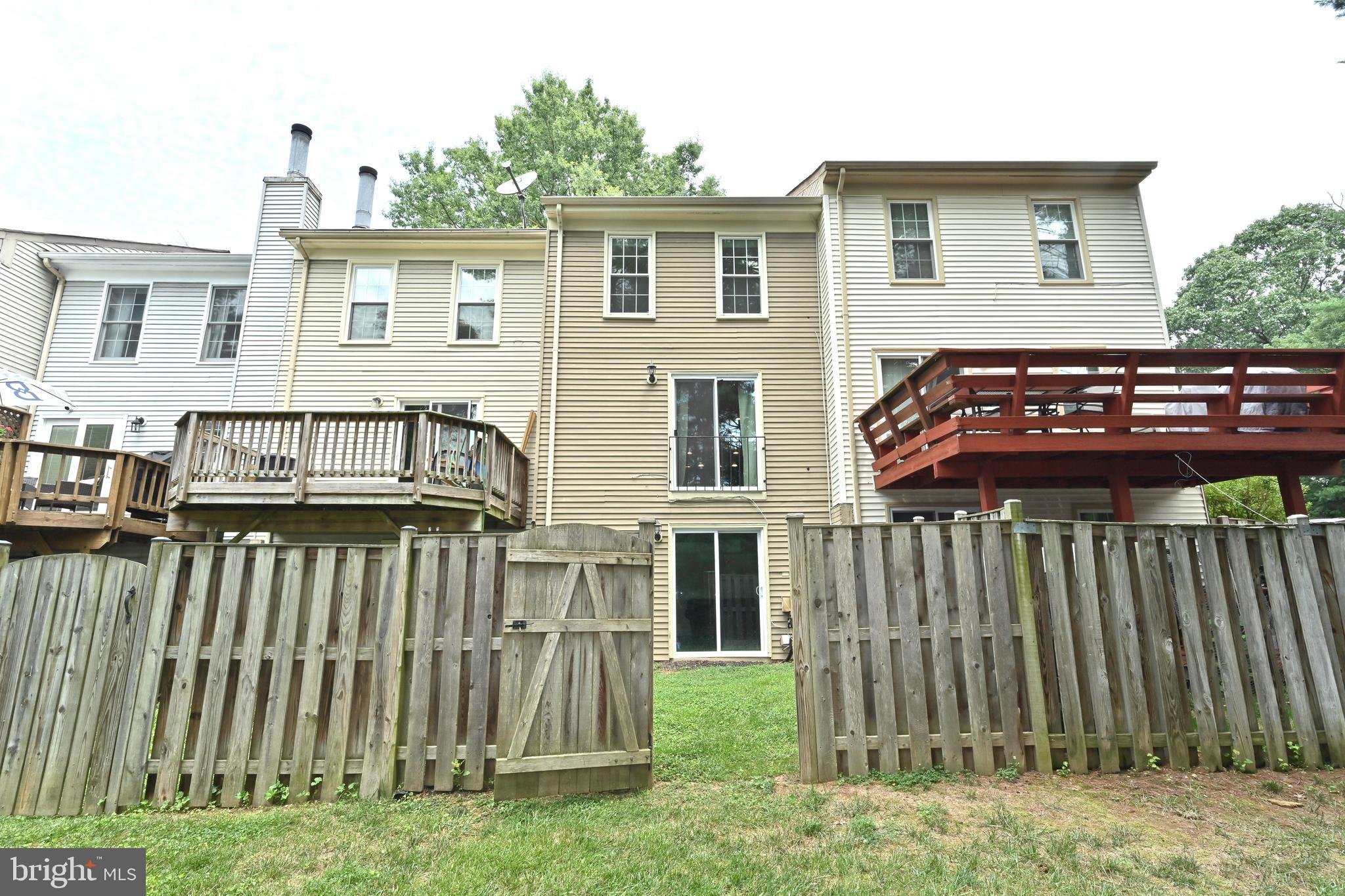 SPRINGFIELD OAKS - Residential Lease