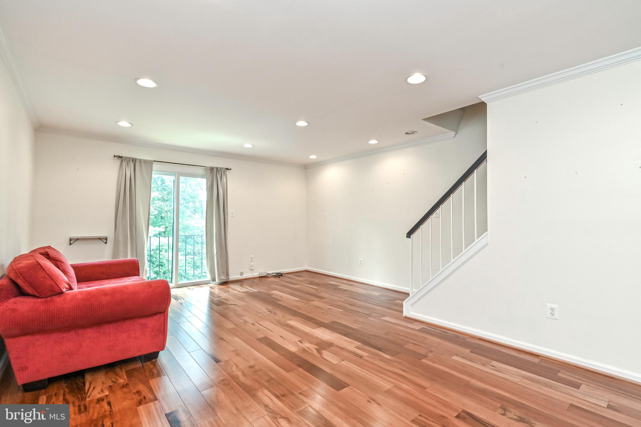 SPRINGFIELD OAKS - Residential Lease