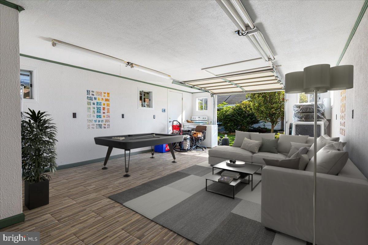 FREDERICK HEIGHTS - Residential