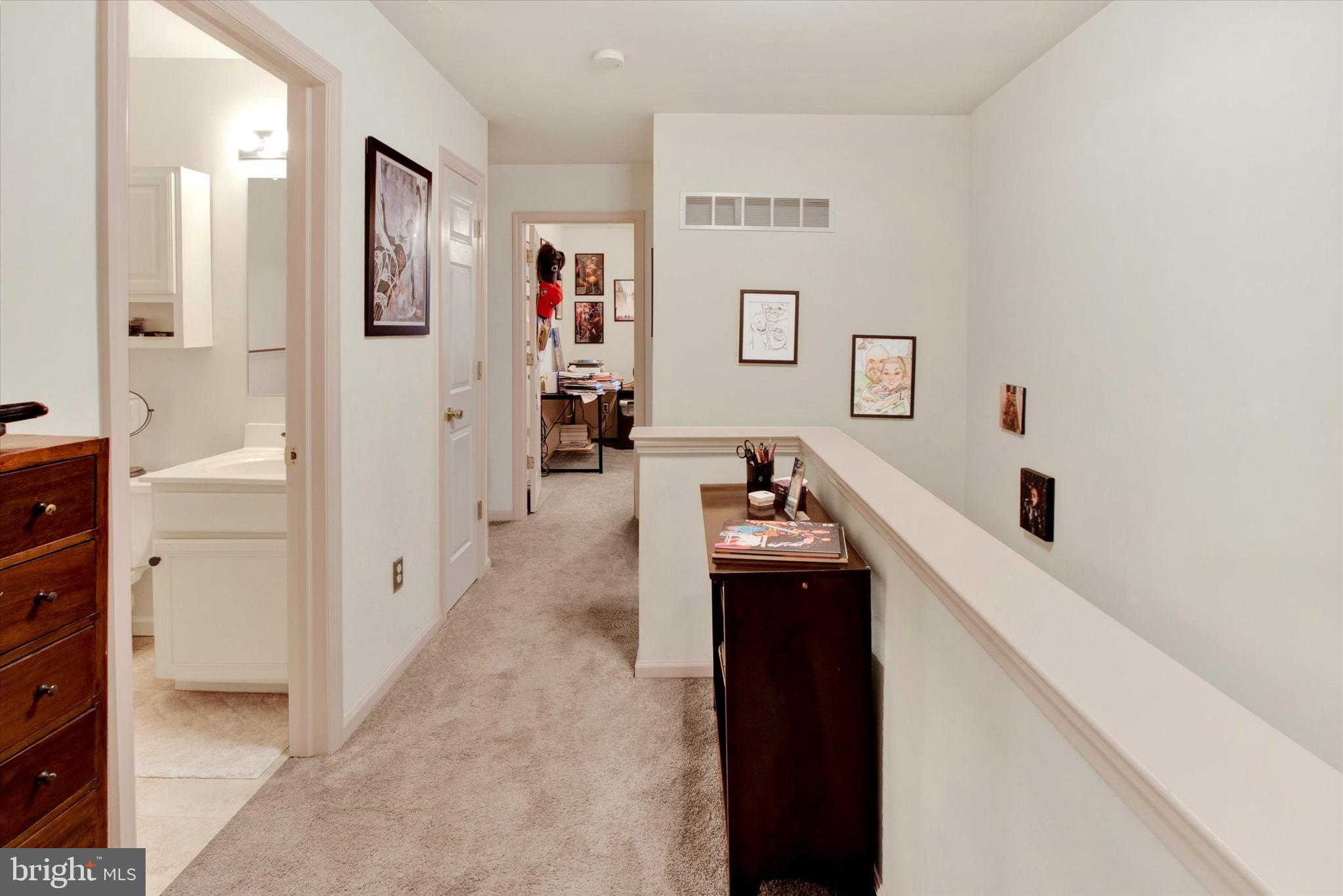 HEATHER KNOLL - Residential