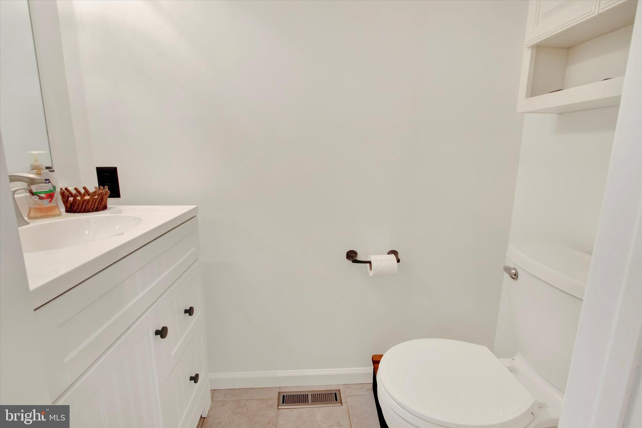 HEATHER KNOLL - Residential