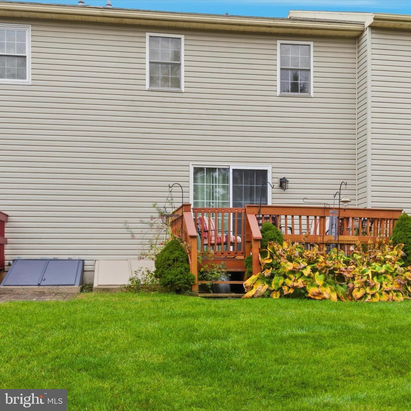 HEATHER KNOLL - Residential