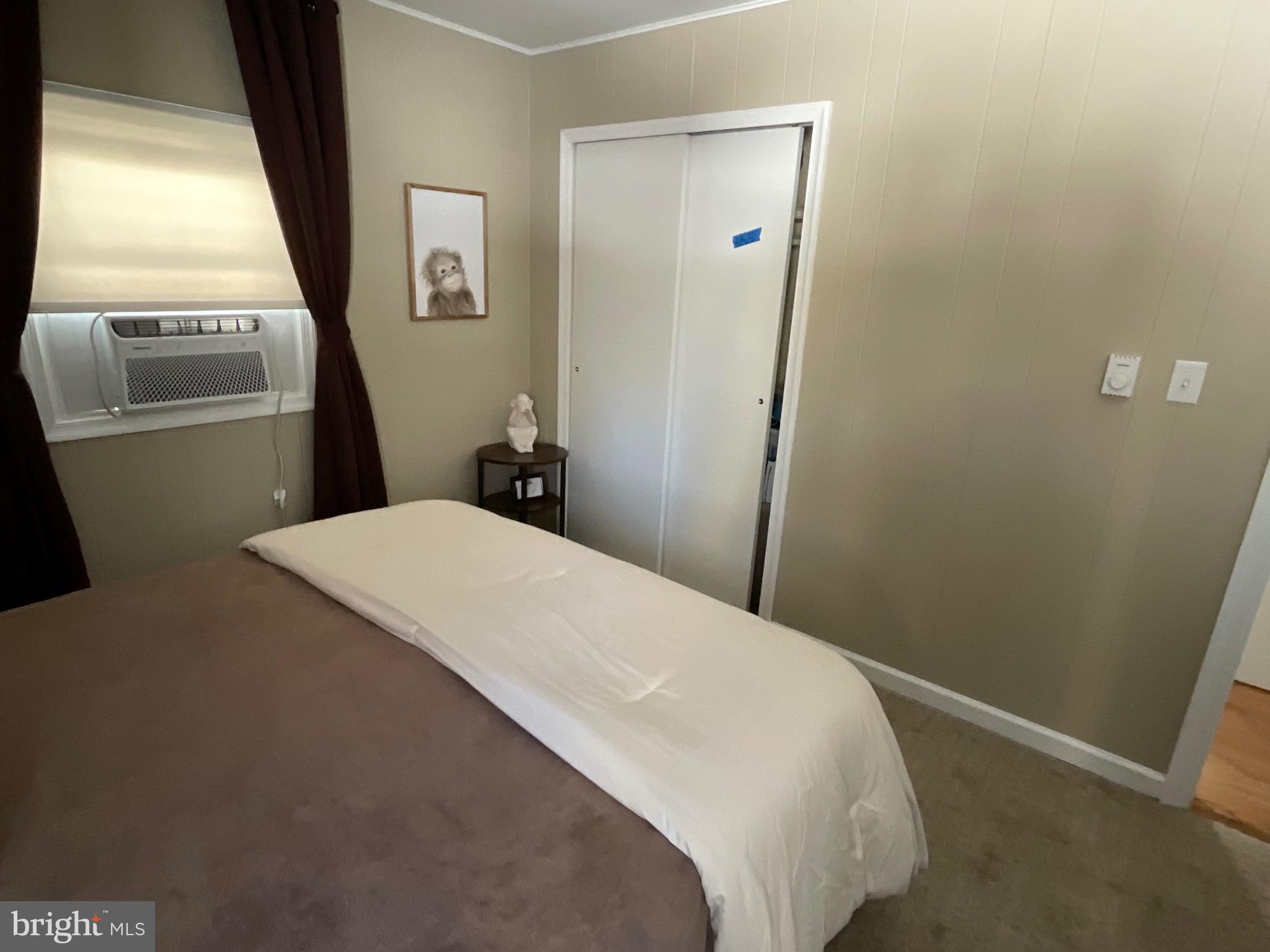 ARROWHEAD  LAKES - Residential