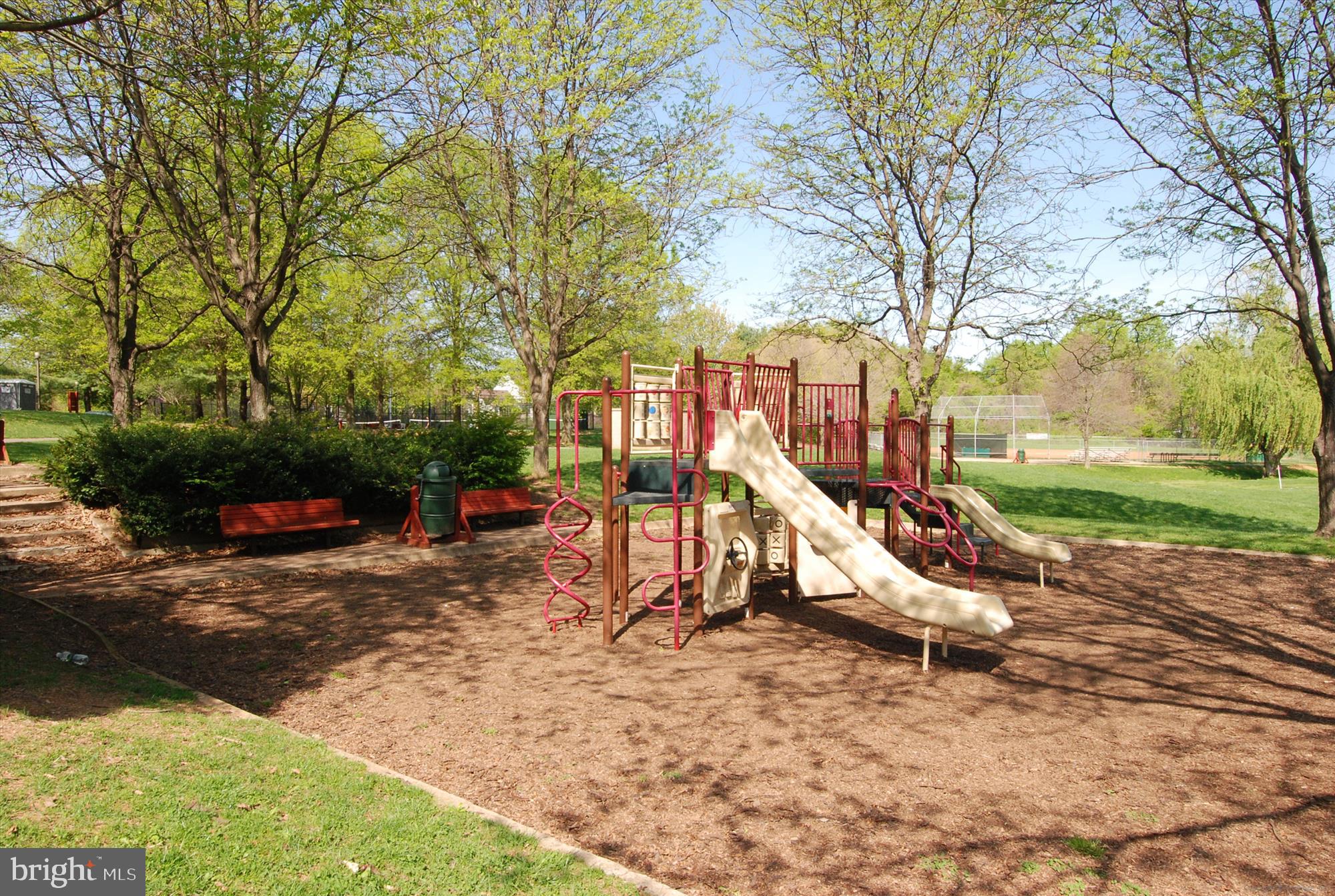 CHESTERBROOK WOODS - Residential