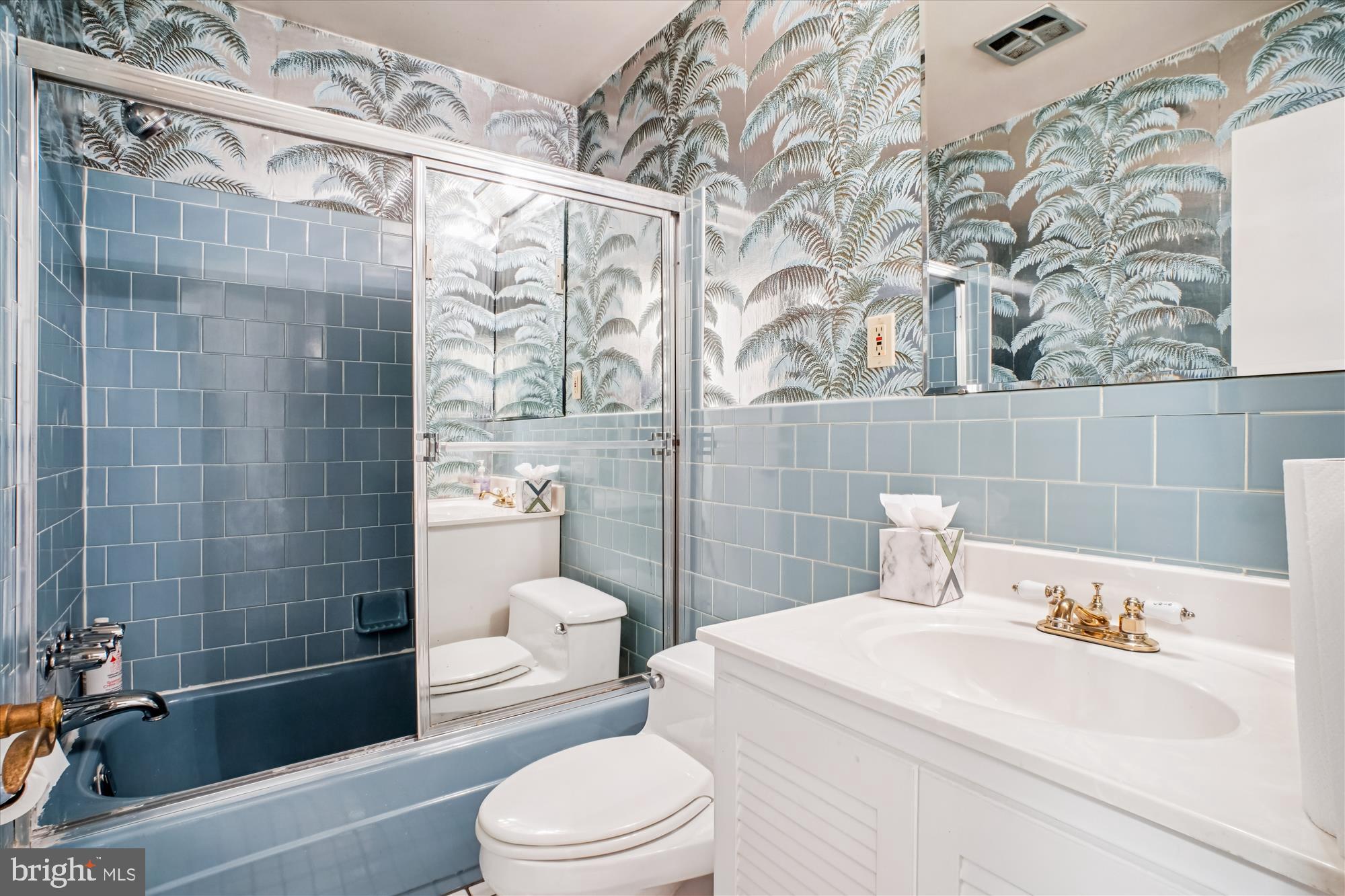 CHESTERBROOK WOODS - Residential