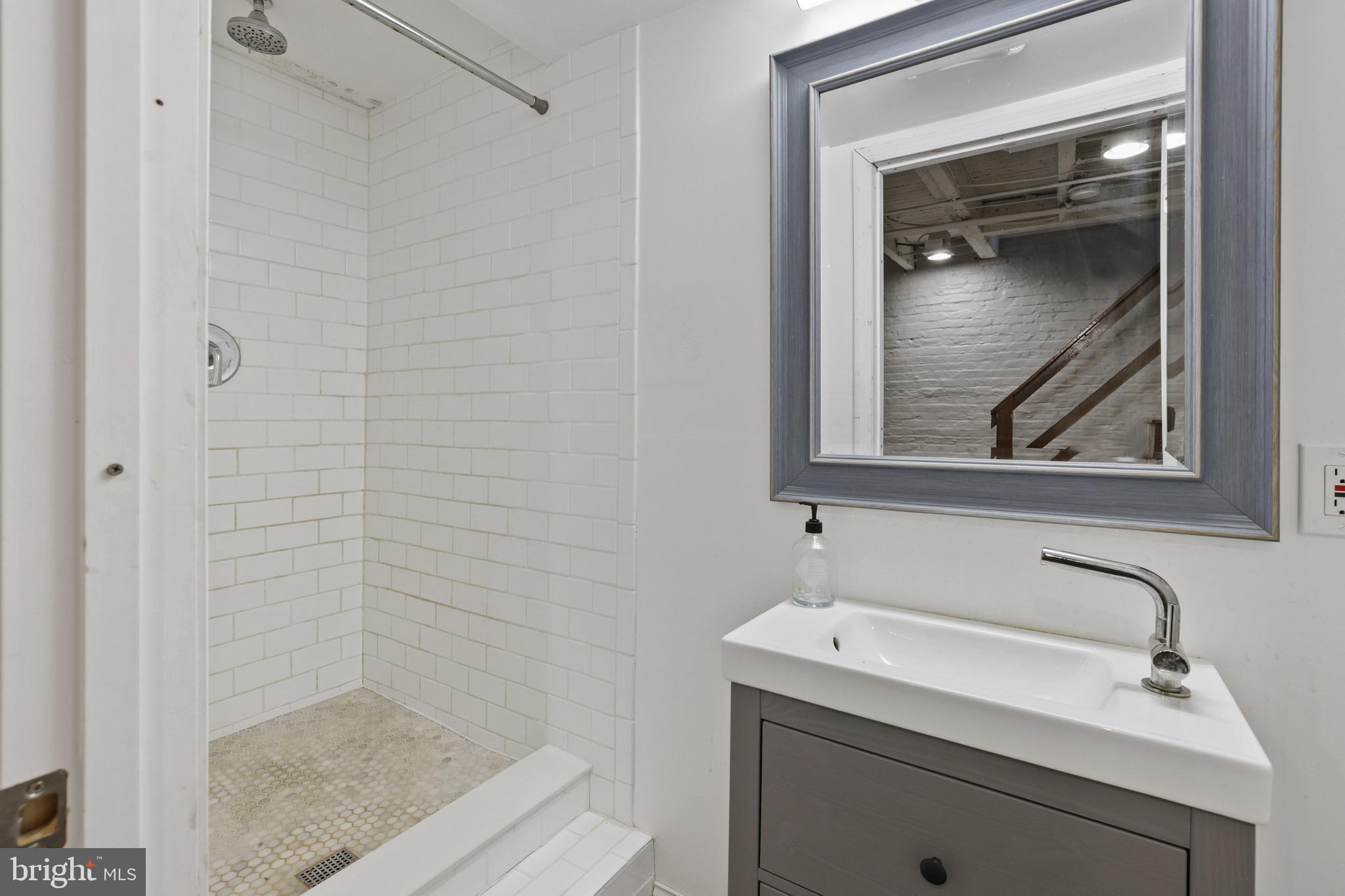 BREWERS HILL - Residential Lease