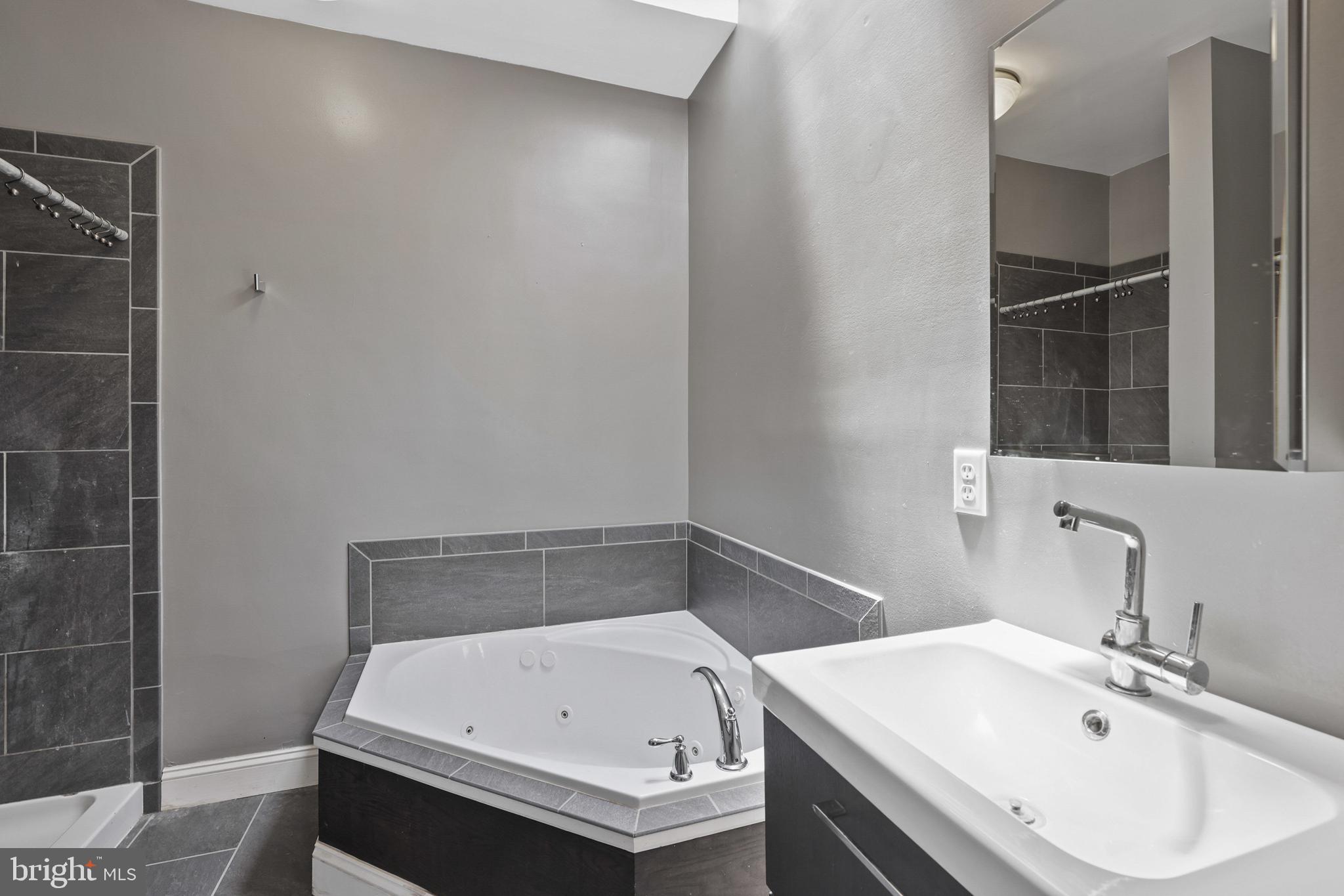 BREWERS HILL - Residential Lease