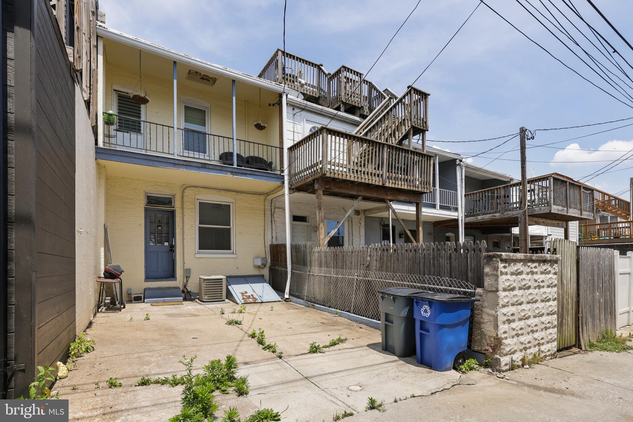 BREWERS HILL - Residential Lease