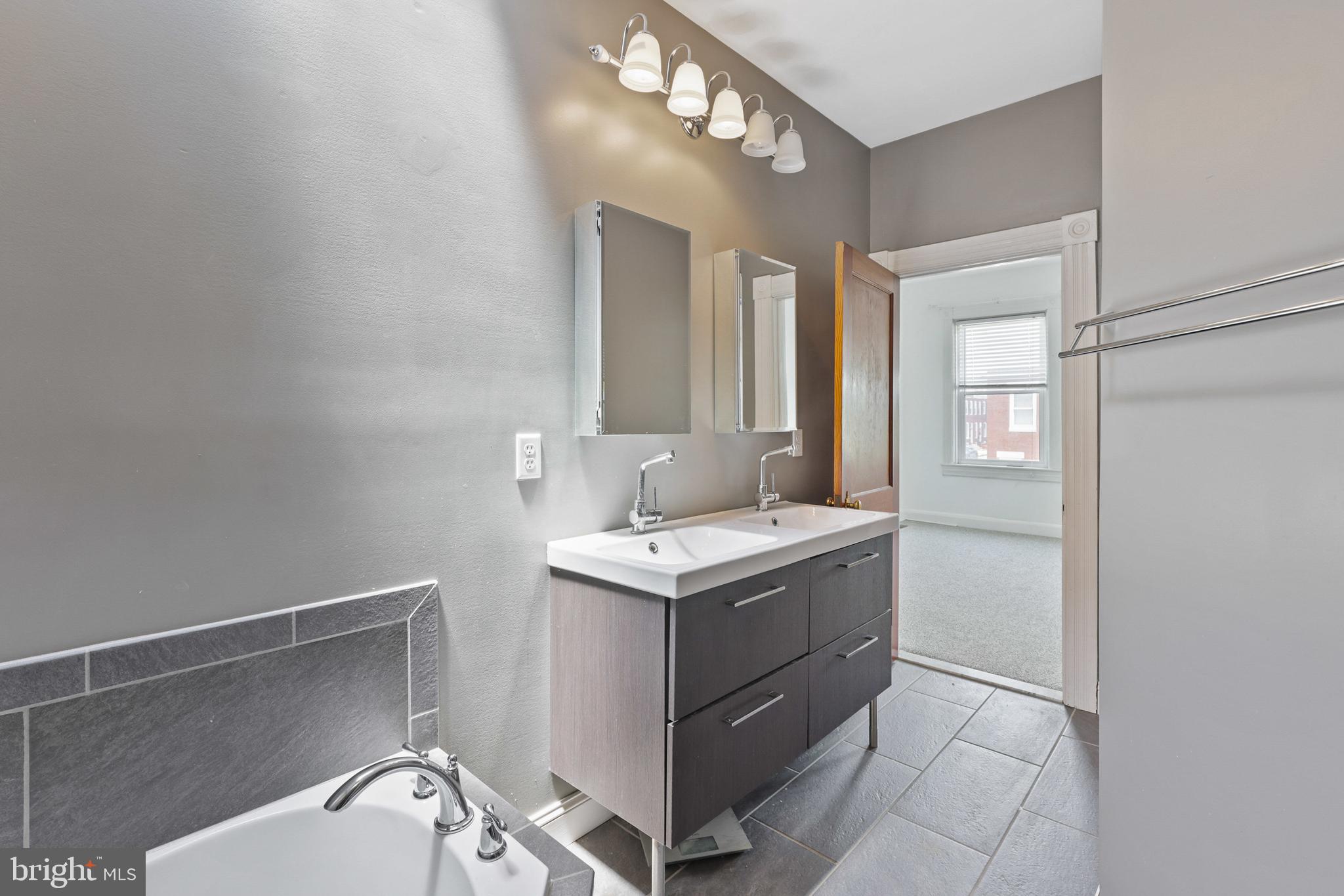 BREWERS HILL - Residential Lease