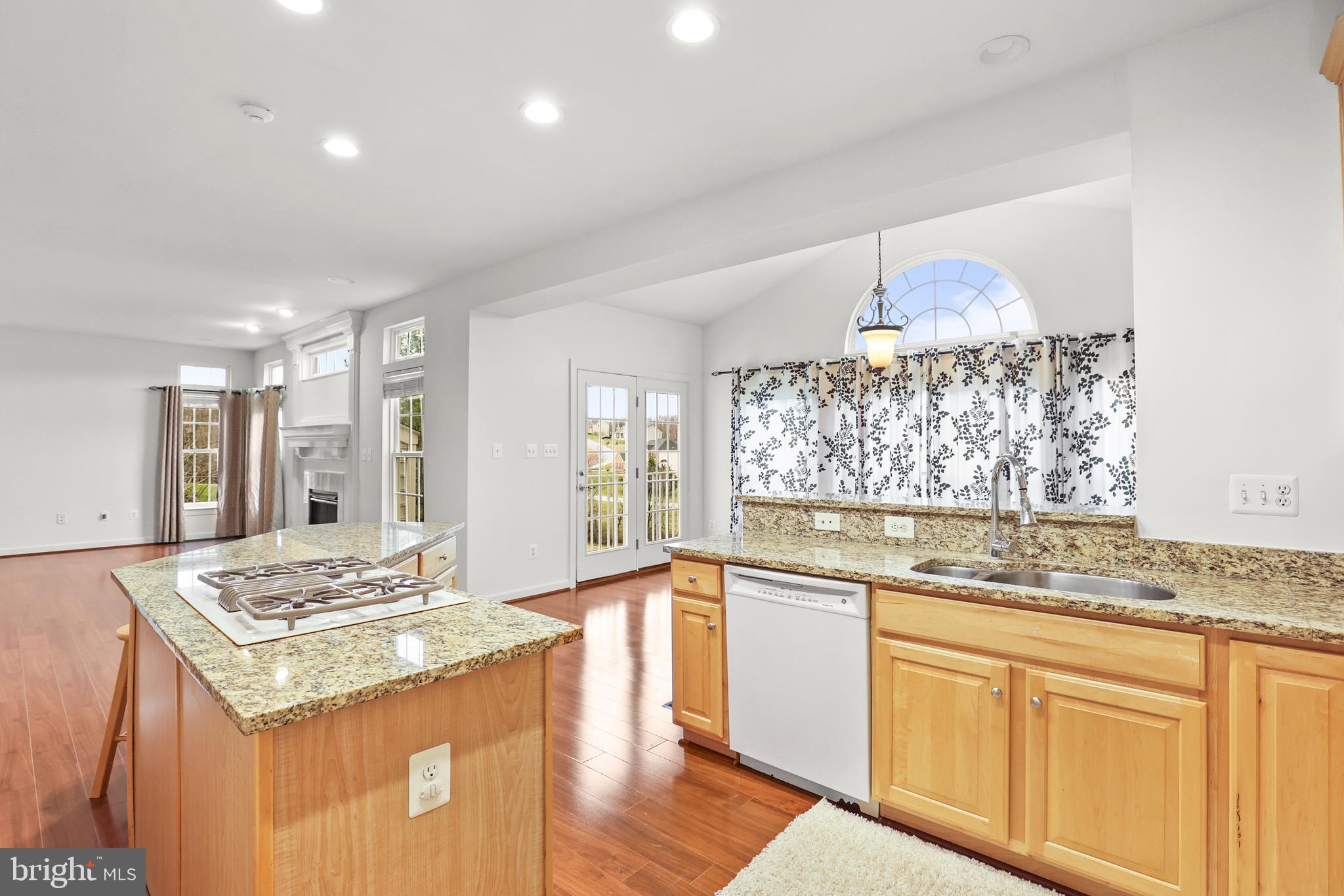 SUMMIT RIDGE - Residential